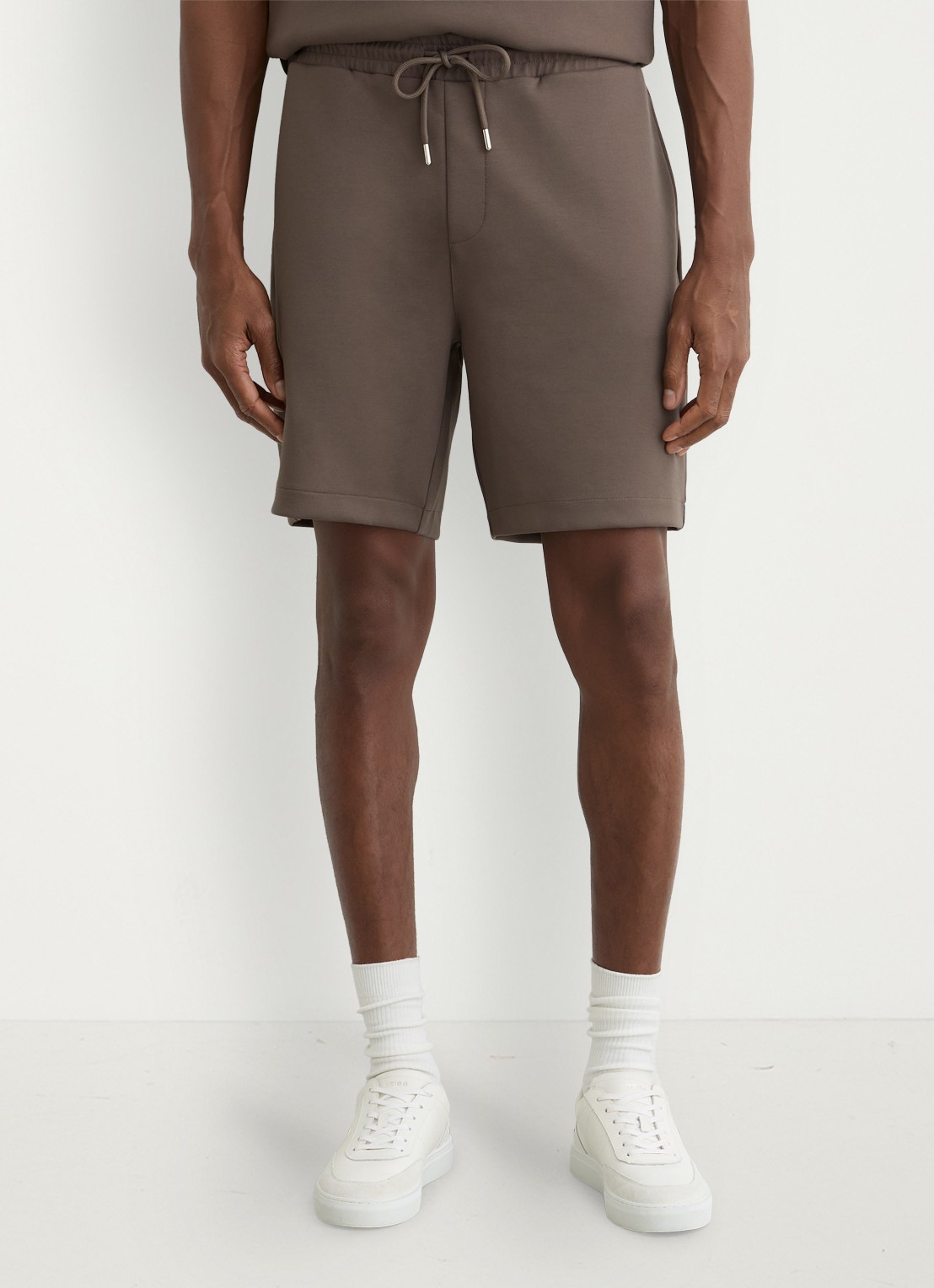Reiss Reid straight fit korte broek met steekzakken - detail 2 lichtbruin