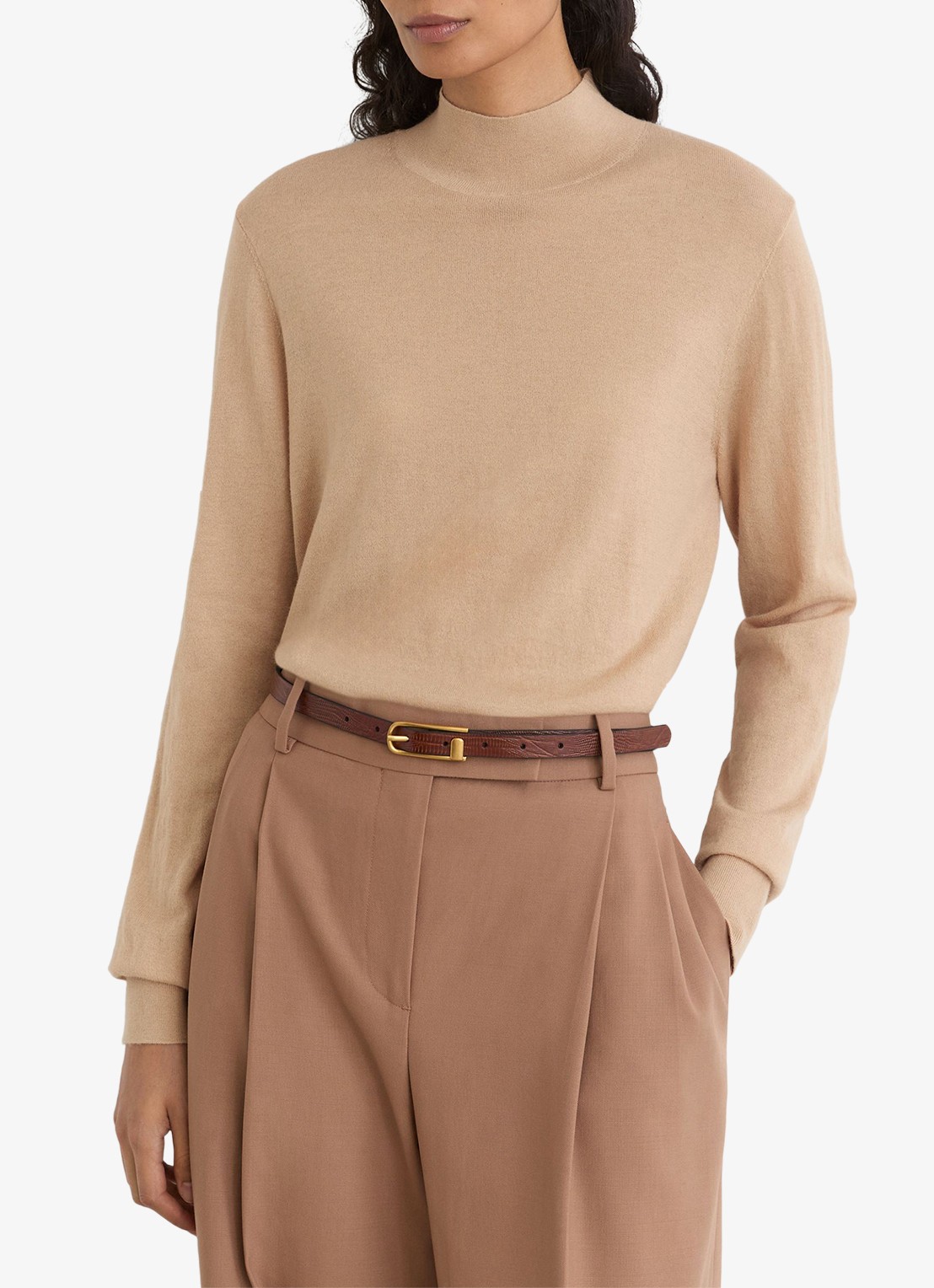 Reiss Rina fijngebreide trui van merino wol - detail camel
