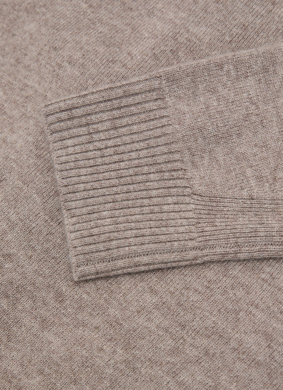 Reiss River fijngebreide trui in kasjmierblend  - detail 3 beige