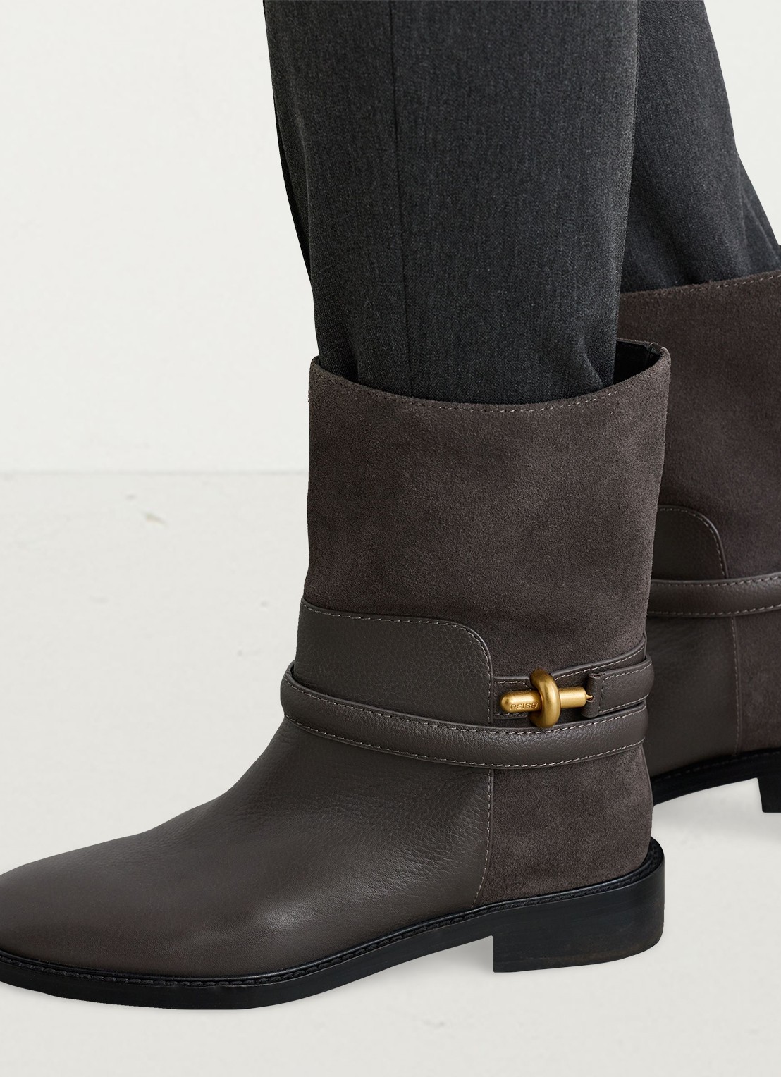 Reiss Rosalee enkellaars met gesp detail - detail donkerbruin