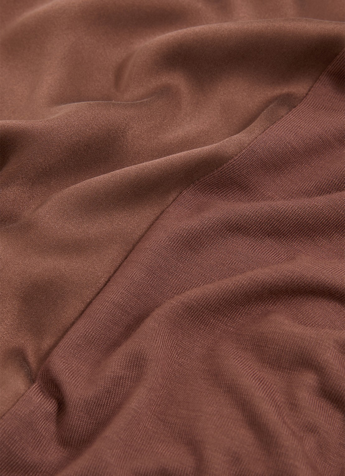 Reiss Ruby top van zijde - detail 2 taupe