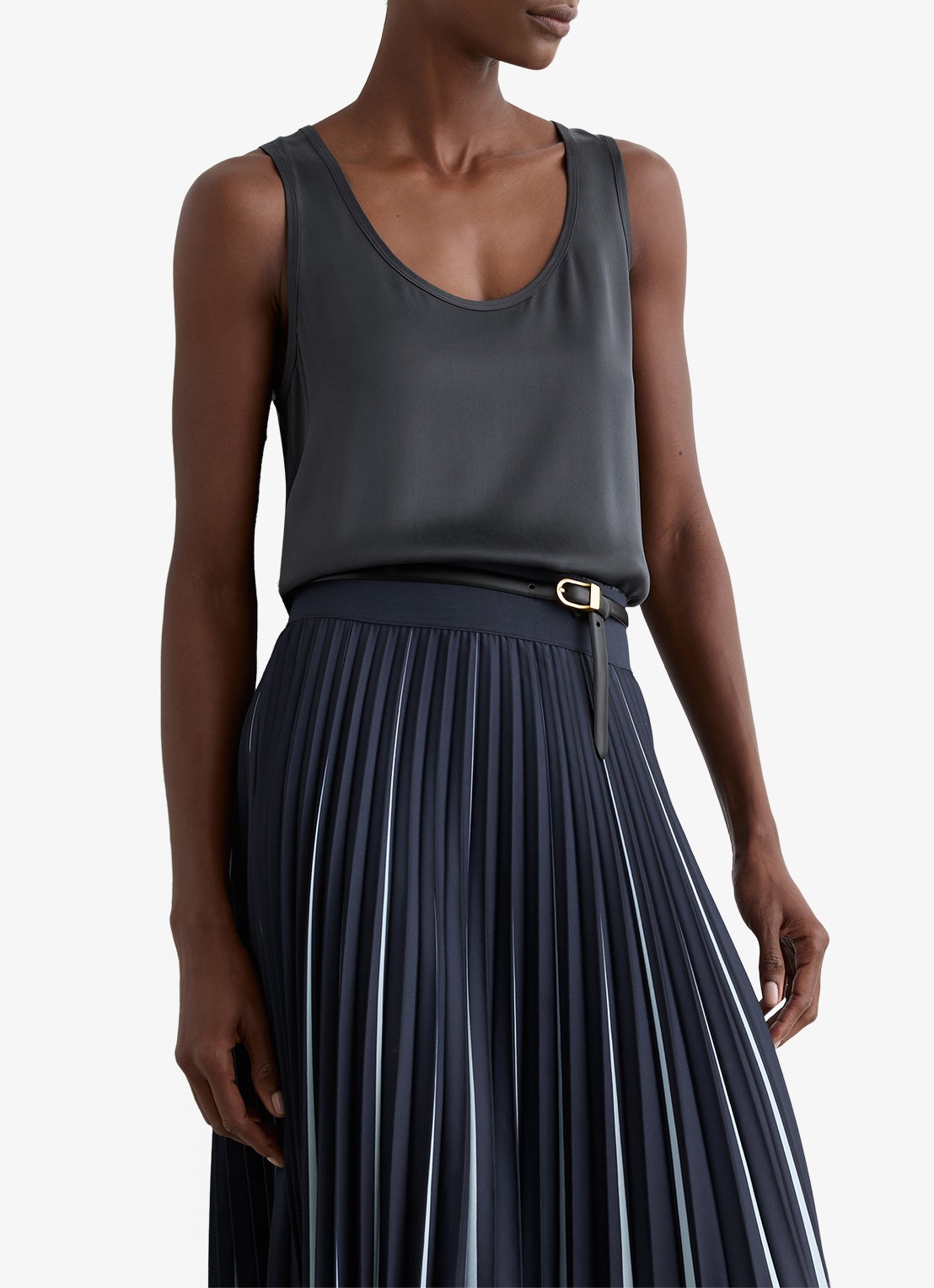 Reiss Ruby top van zijde - detail 2 blauw