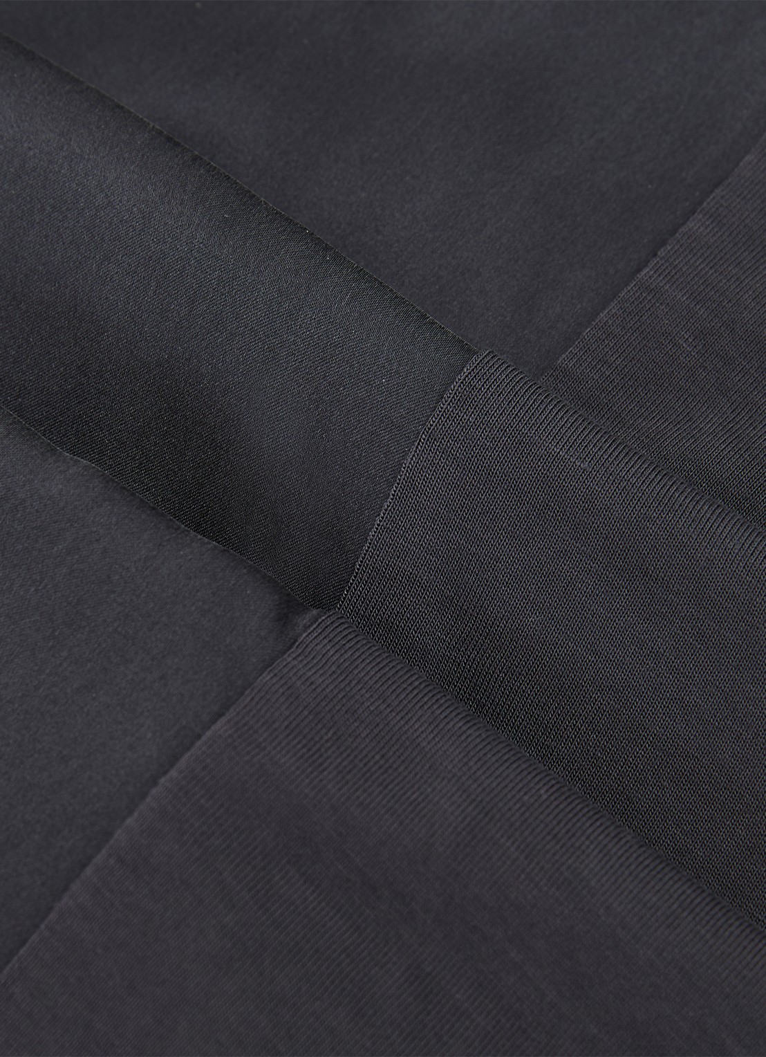 Reiss Ruby top van zijde - detail 4 blauw