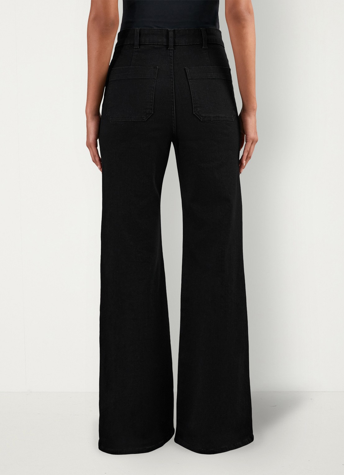 Reiss Sakura high waist flared jeans met gekleurde wassing - achterkant 5 zwart