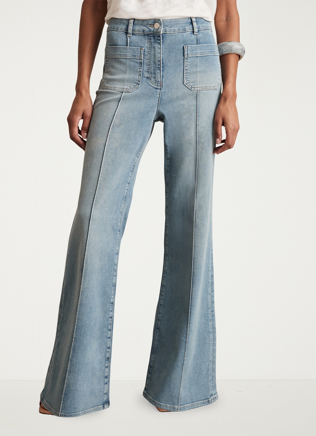 Reiss Sakura high waist flared jeans  - detail 2 lichtblauw