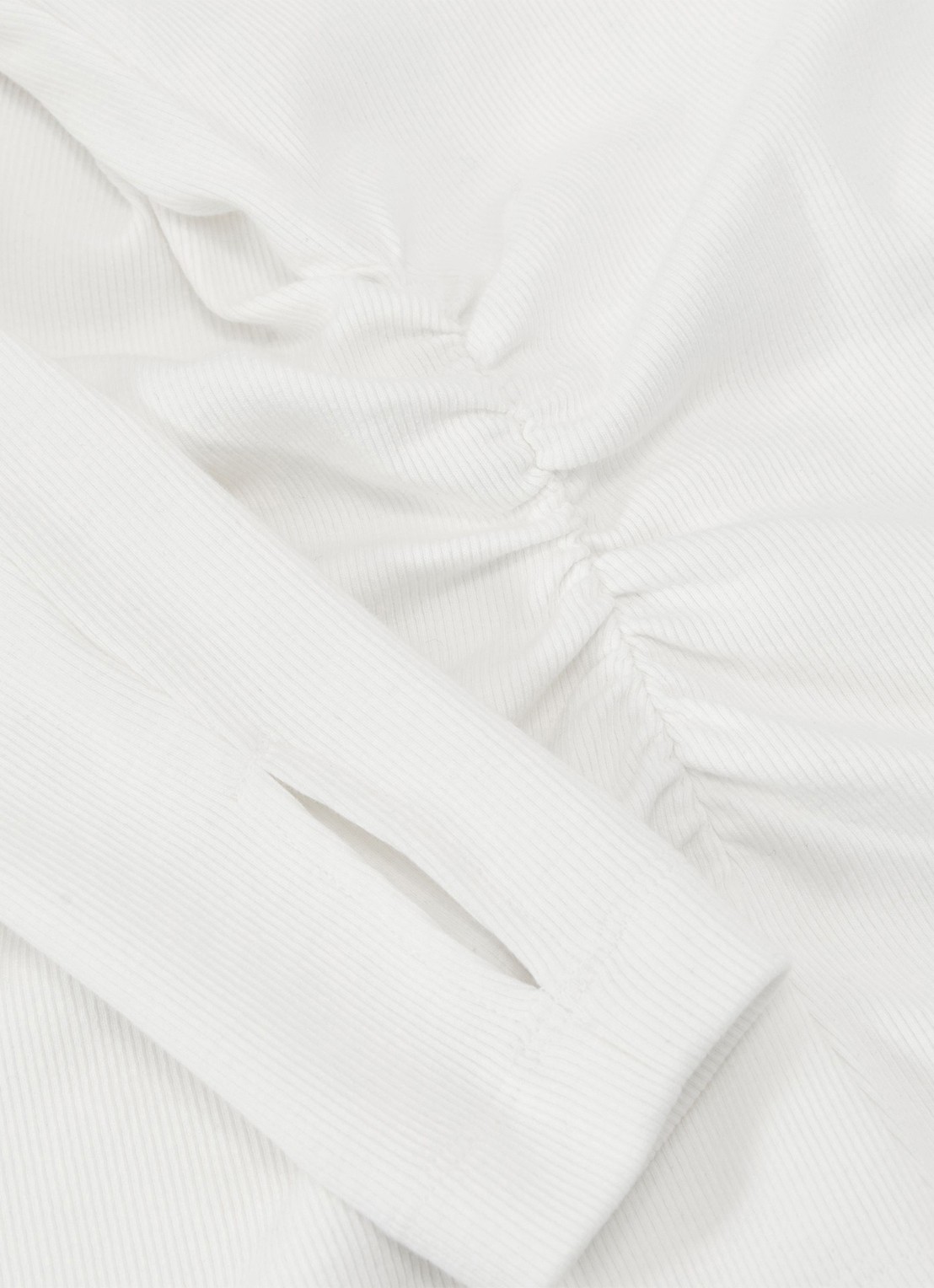 Reiss Sandrine top met V-hals - detail 6 wit