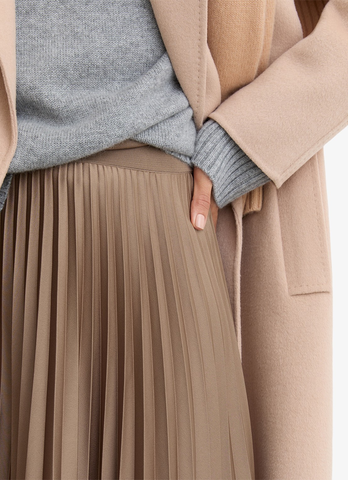 Reiss Seren midi rok met plissé - detail 5 camel