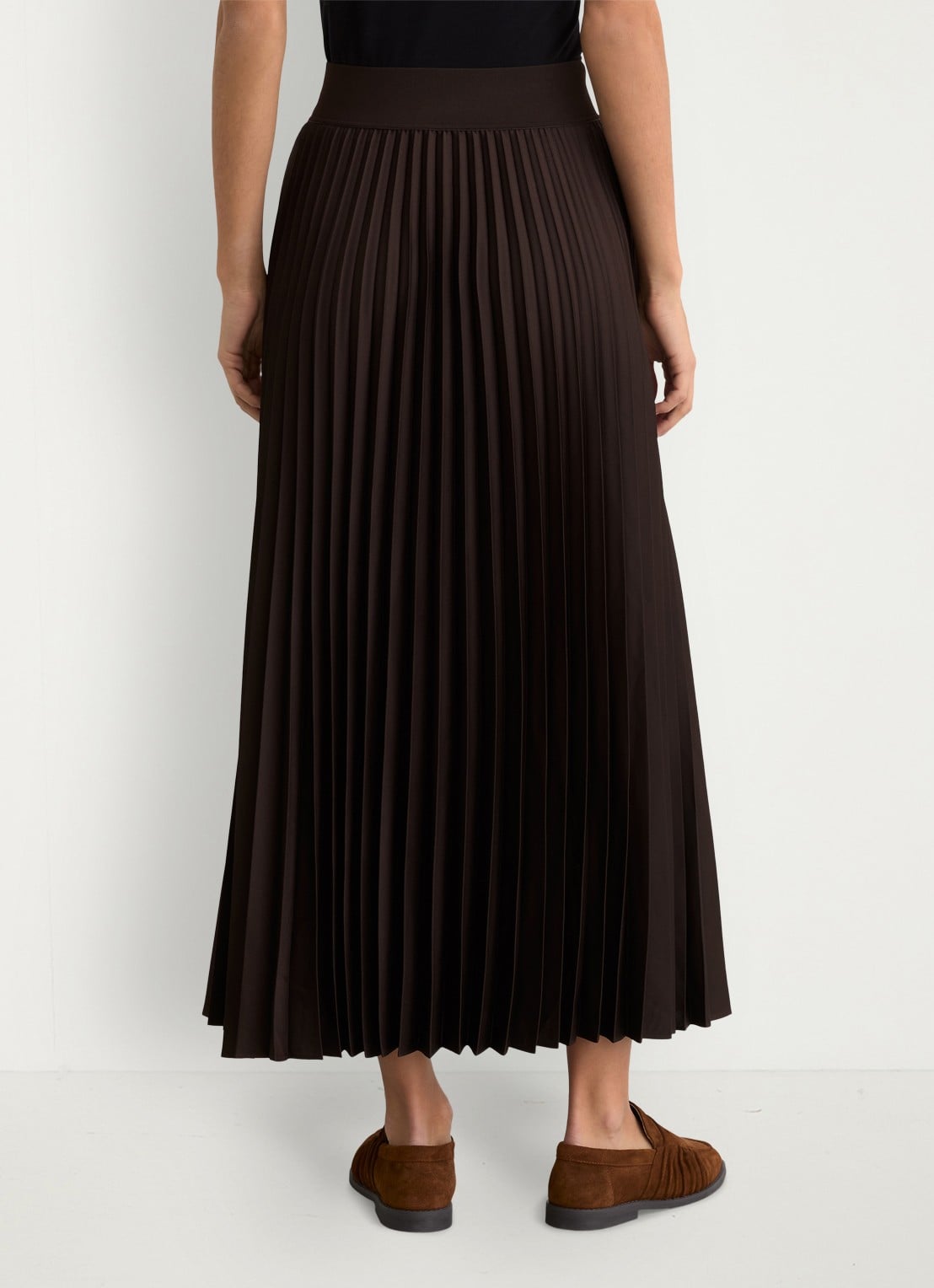 Reiss Seren midi rok met plissé - achterkant chocoladebruin