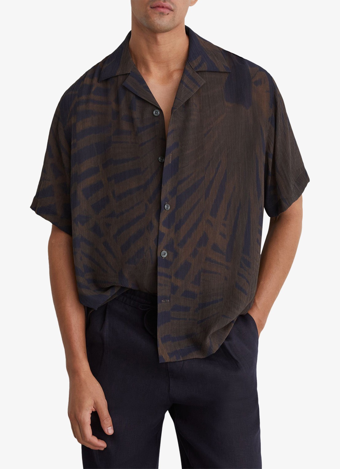 Reiss Shindora regular fit overhemd met grafische print - detail bruin