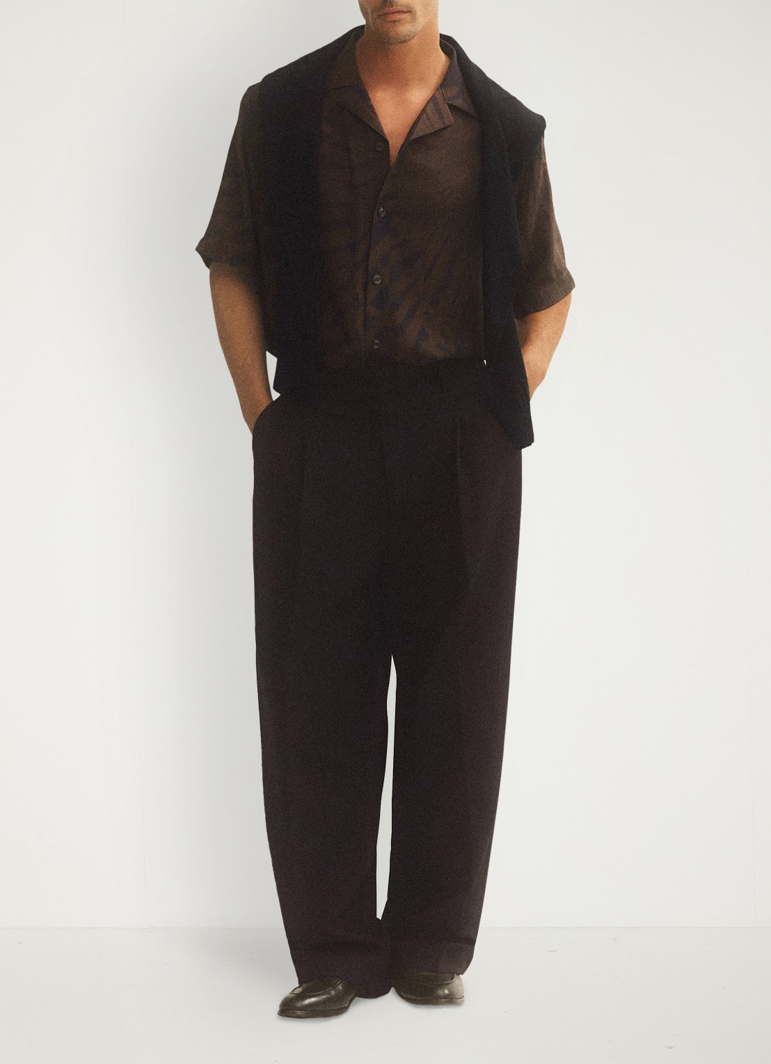 Reiss Shindora regular fit overhemd met grafische print - detail 2 bruin