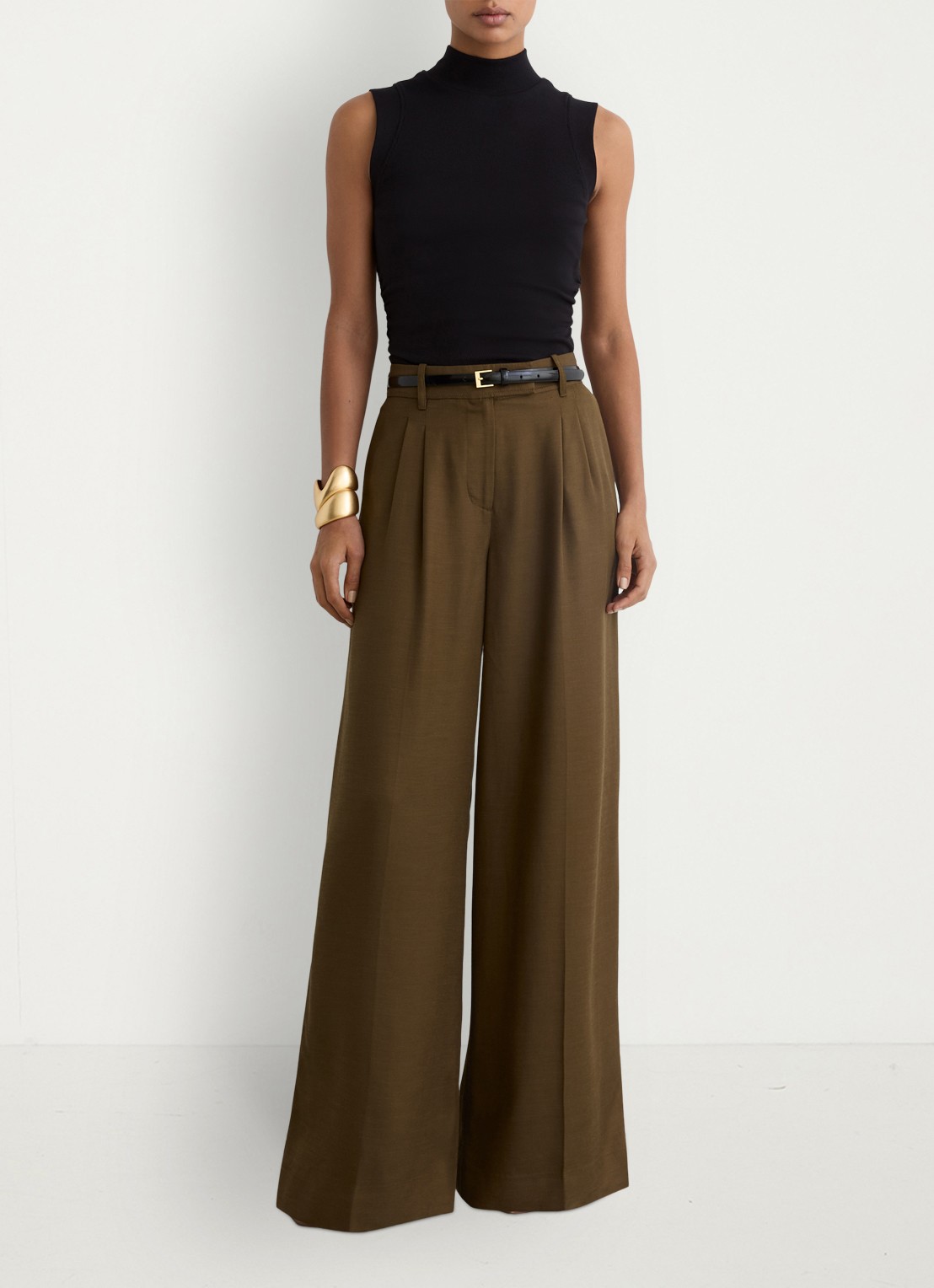 Reiss Simon ribgebreide top met opstaande kraag - voorkant 6 black / zwart