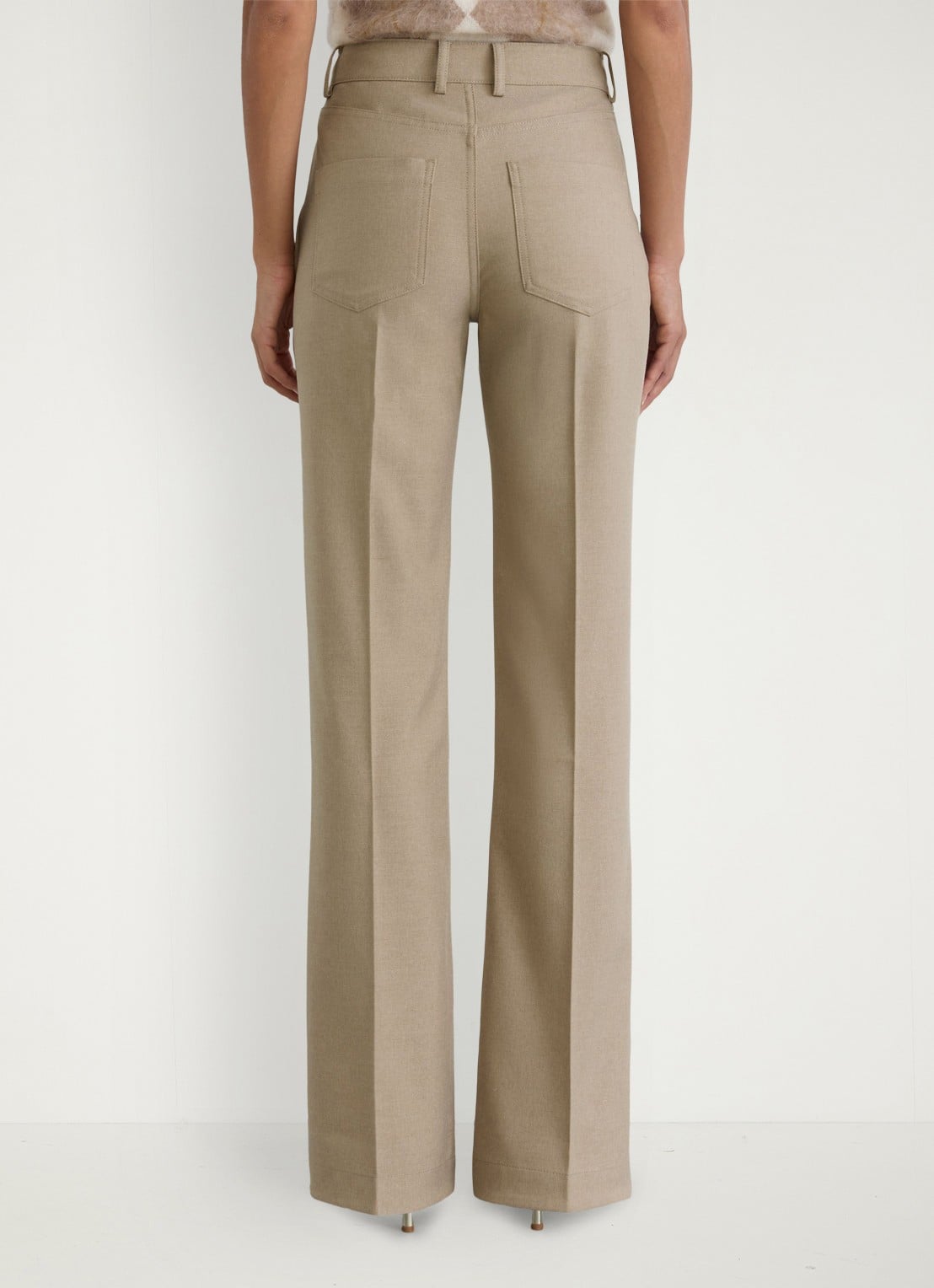 Reiss Sofia high waist flared fit pantalon met steekzakken - achterkant 6 beige