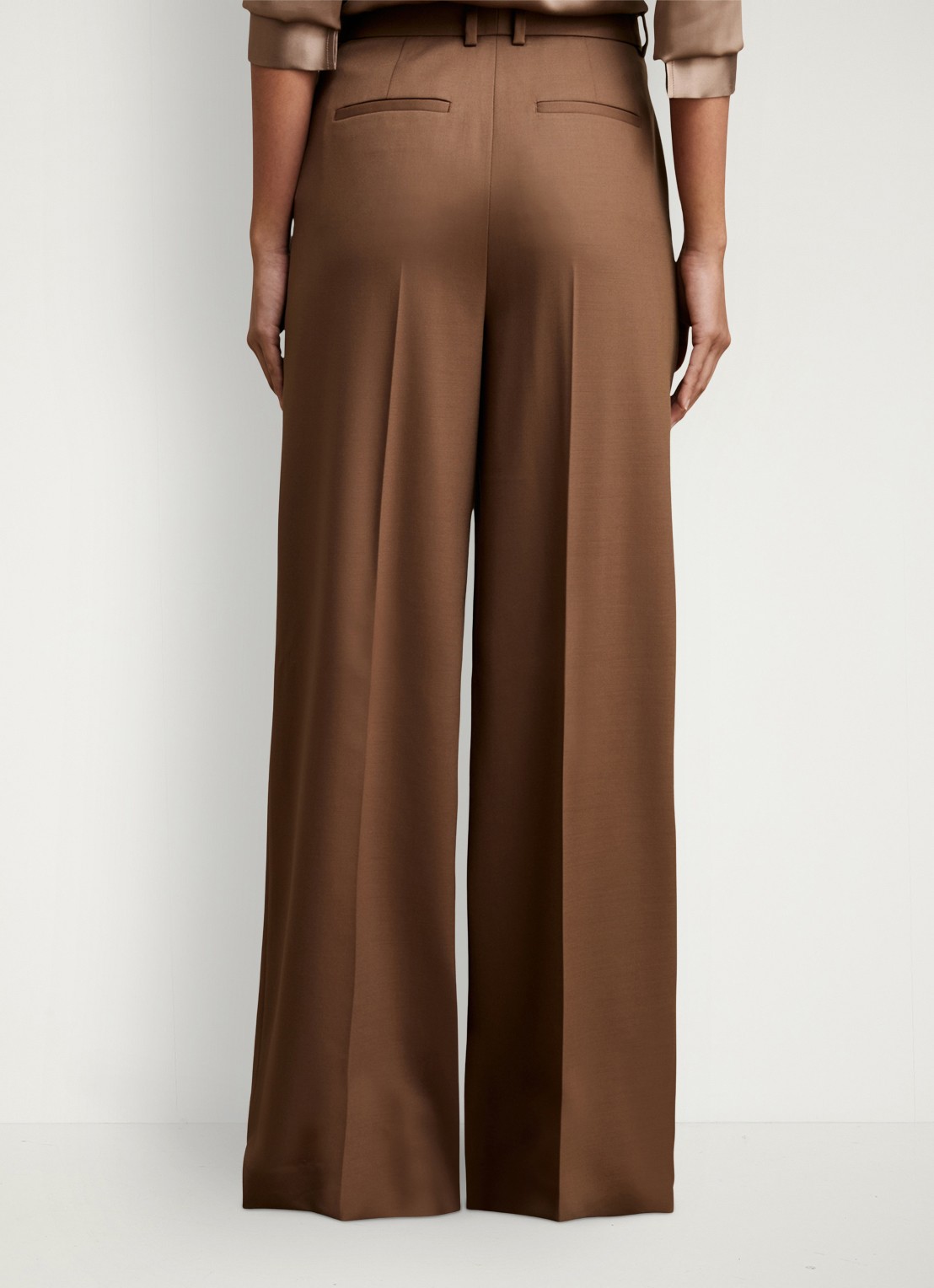 Reiss SOLENE Wool-Blend Wide-Leg Suit Trousers - achterkant hazelnootbruin