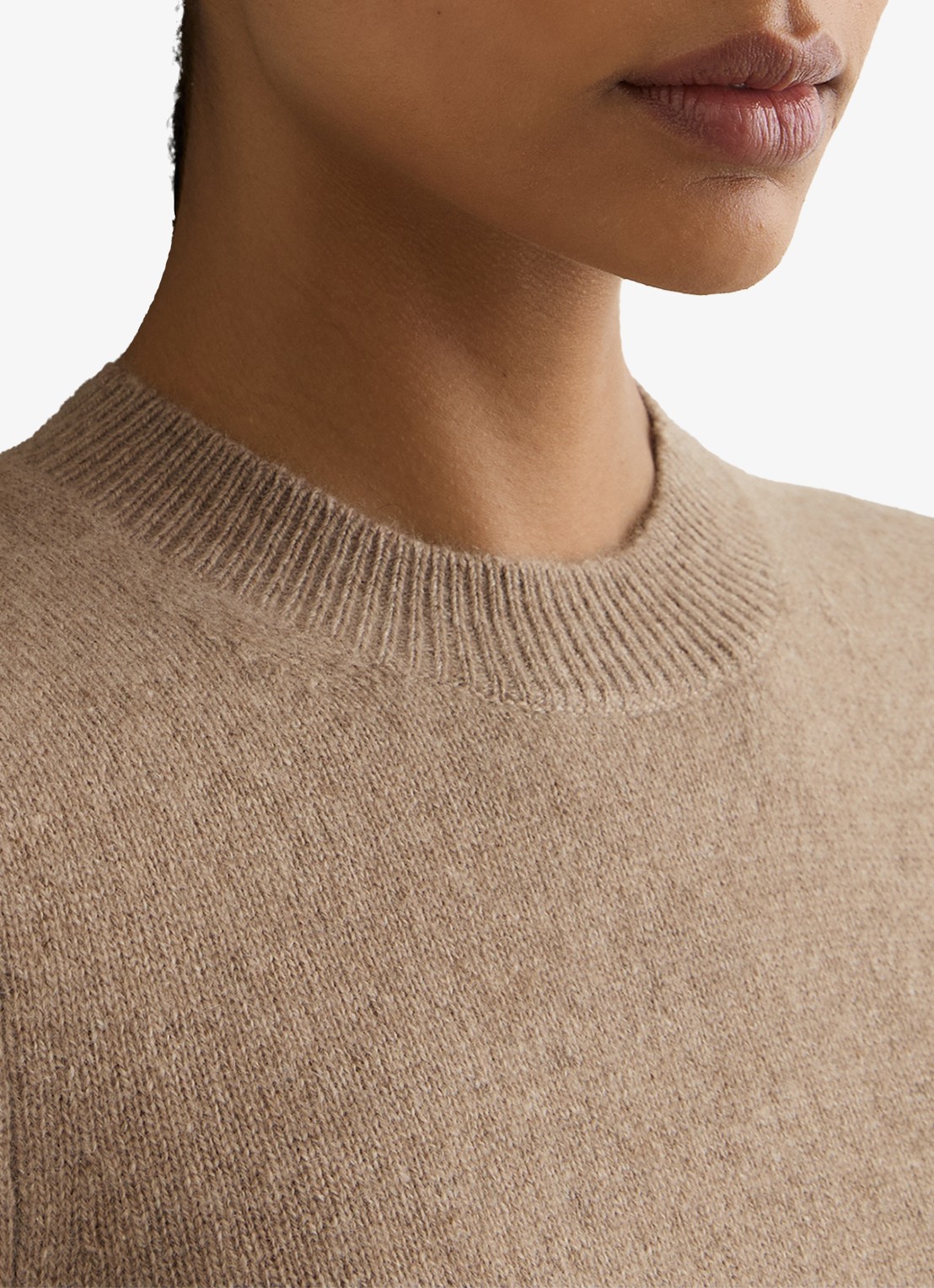 Reiss Stevie fijngebreid trui van kasjmier met ronde hals - detail 3 beige