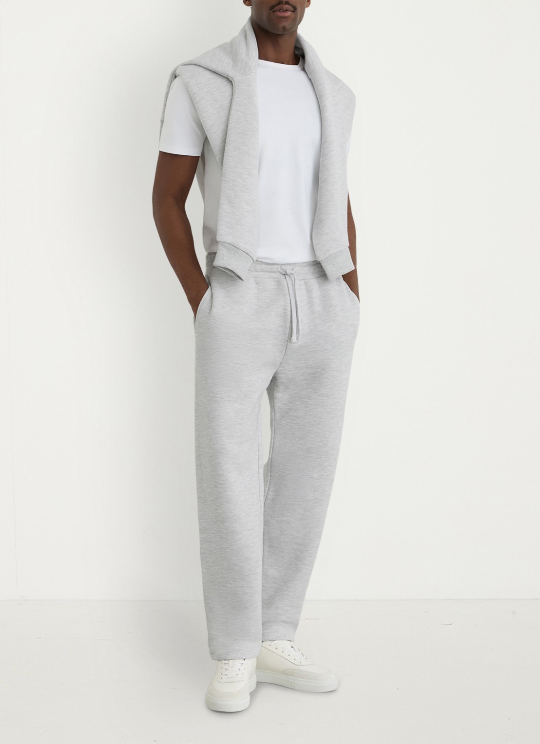 Reiss Tanner tapered fit joggingbroek met trekkoord - voorkant 3 grijsmele