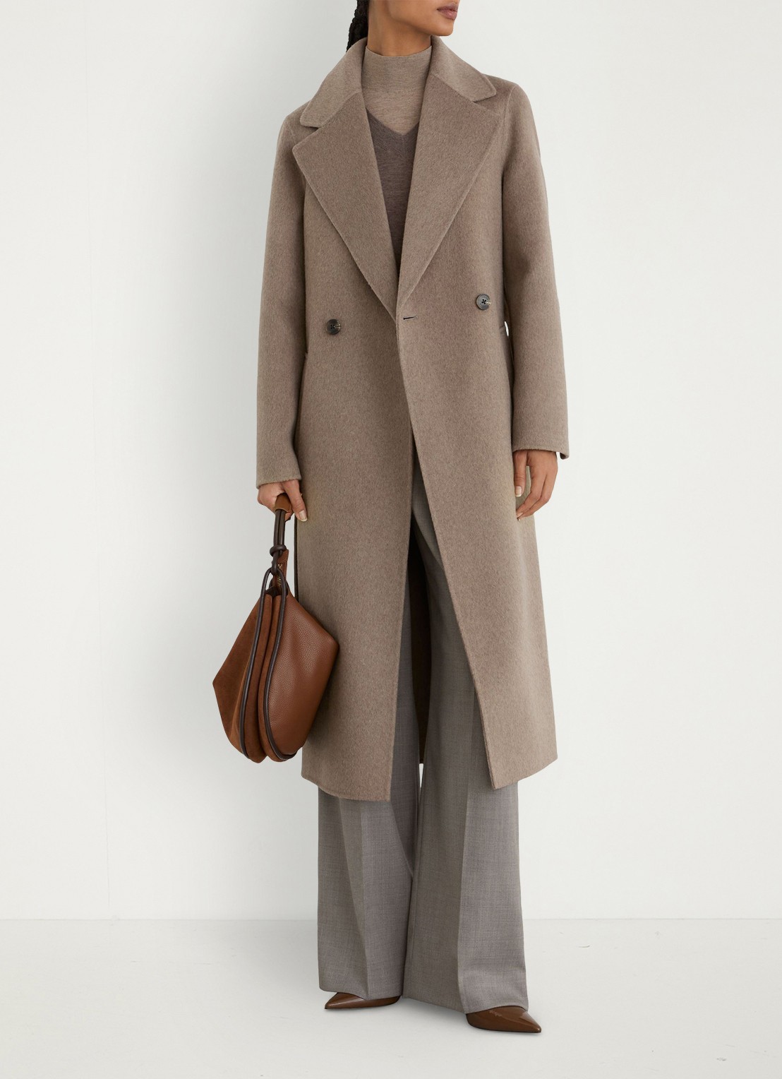 Reiss Thea double-breasted mantel in kasjmierblend  - voorkant 7 donkerbeige