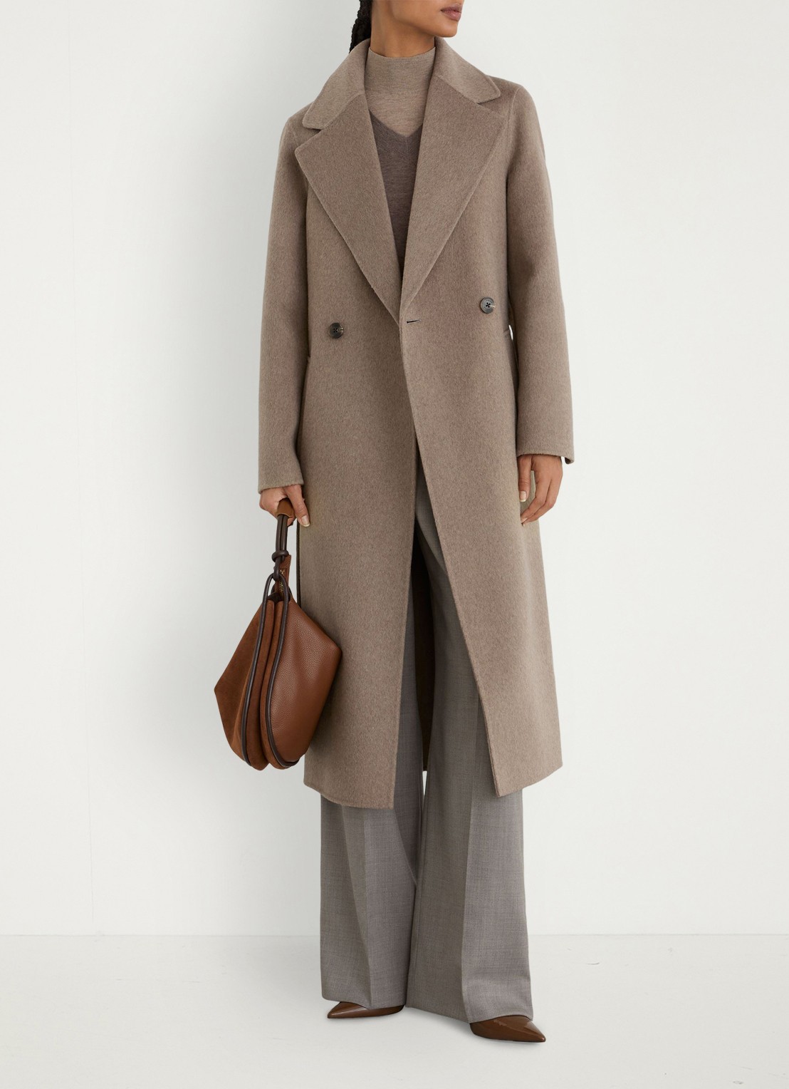 Reiss Thea mantel met strikceintuur - detail 2 donkerbeige