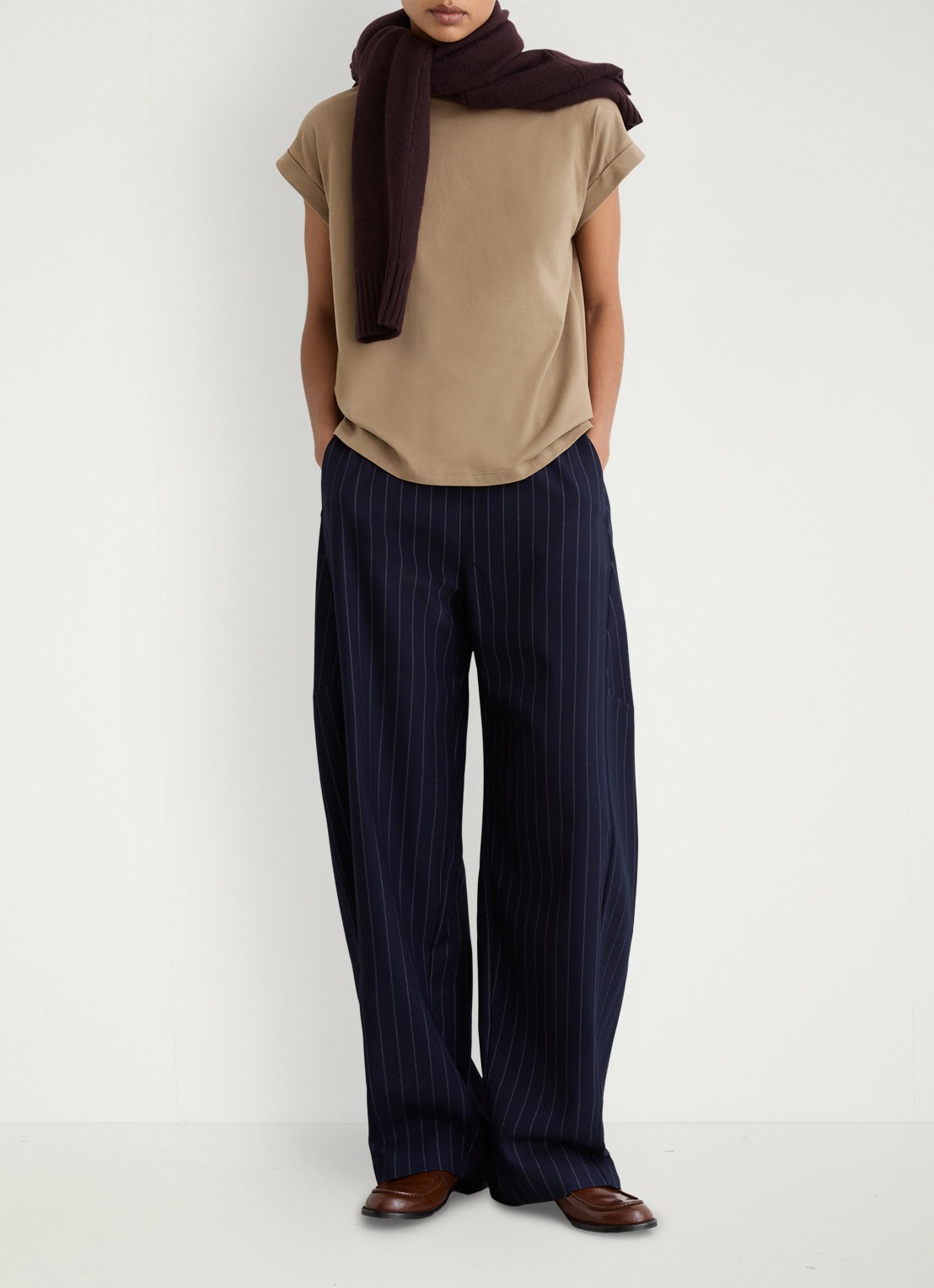 Reiss Tommie T-shirt met stretch - voorkant 3 taupe