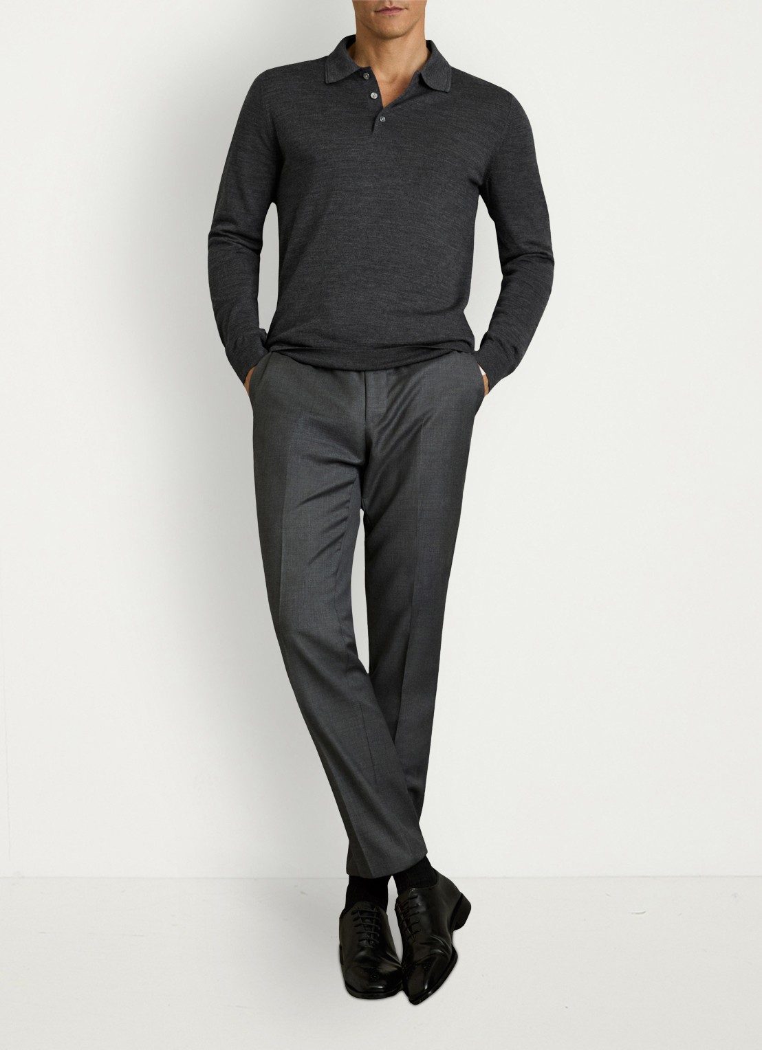 Reiss Trafford regular fit fijngebreide polo van merino wol - voorkant 3 donkergrijs