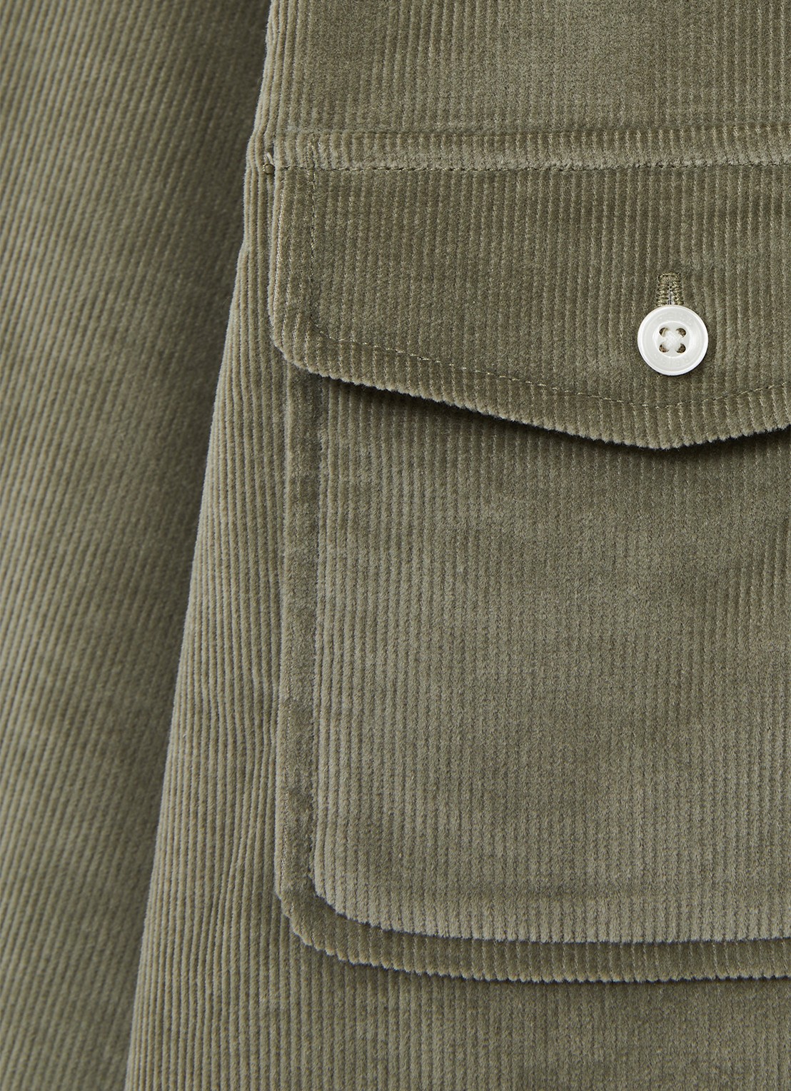 Reiss Tucci regular fit overshirt van corduroy - detail 5 olijfgroen