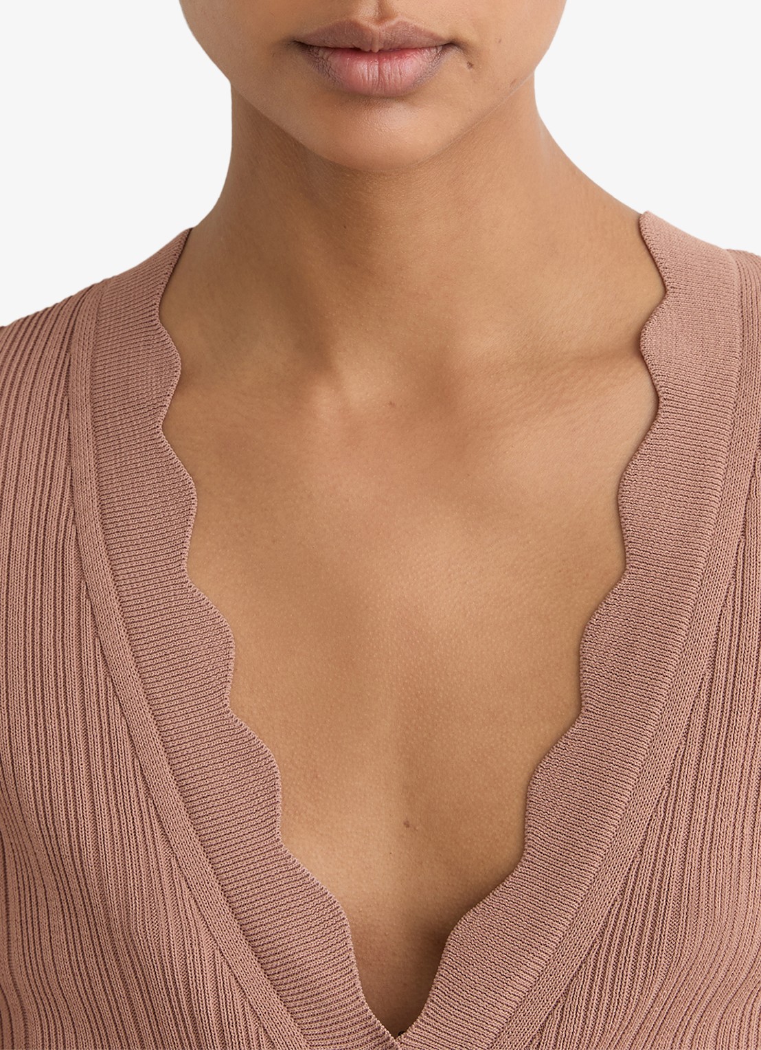 Reiss Vinny ribgebreid vest met V-hals - detail 3 oudroze