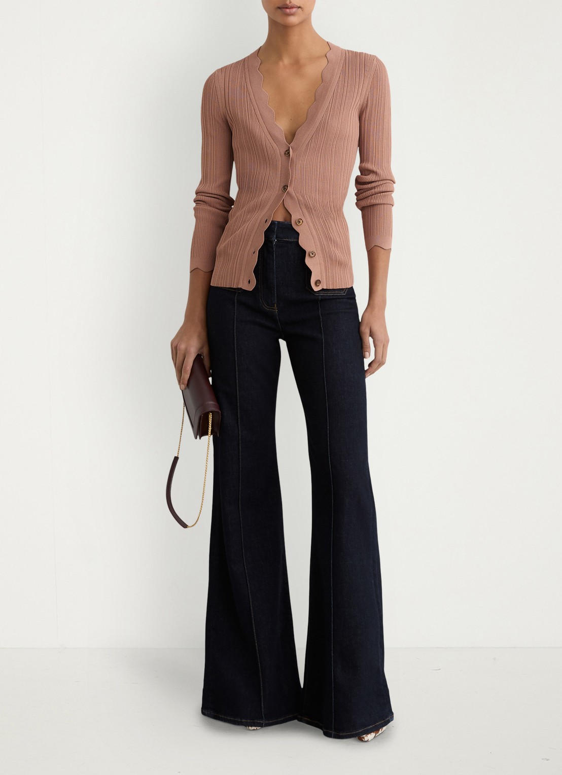 Reiss Vinny ribgebreid vest met V-hals - voorkant 6 oudroze