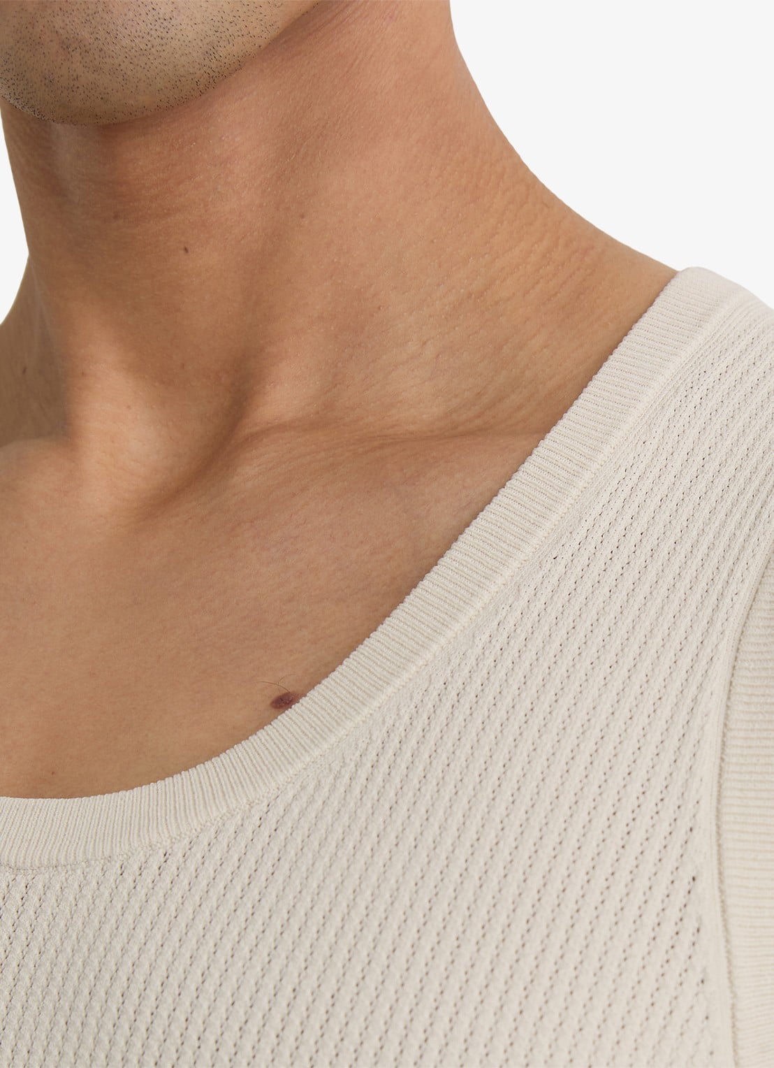 Reiss Watson singlet met structuur - detail 3 gebroken wit