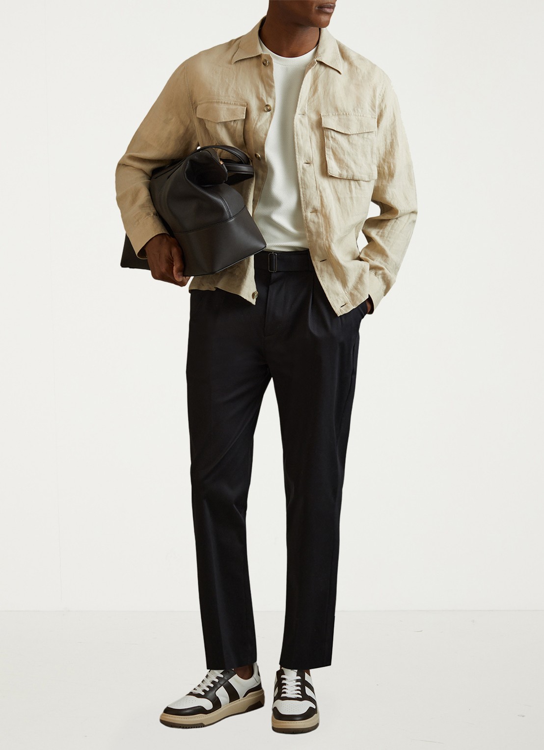 Reiss Wick T-shirt met structuur - voorkant 3 wit