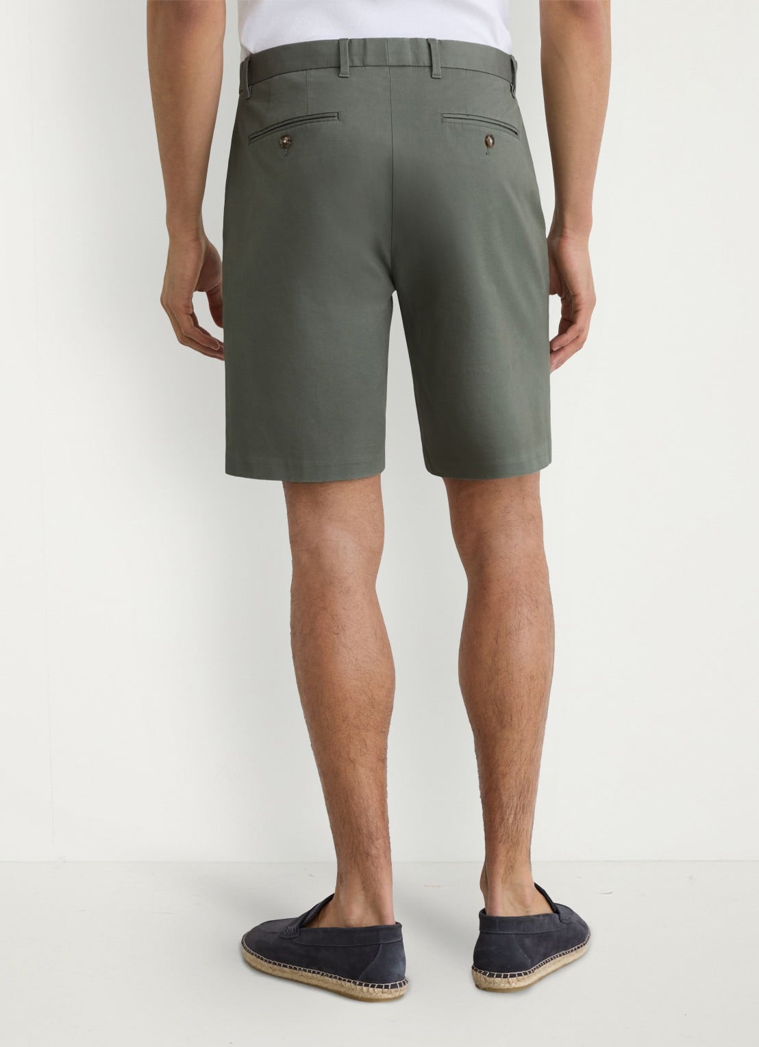 Reiss Wicket straight fit korte chino met steekzakken - achterkant donkergroen