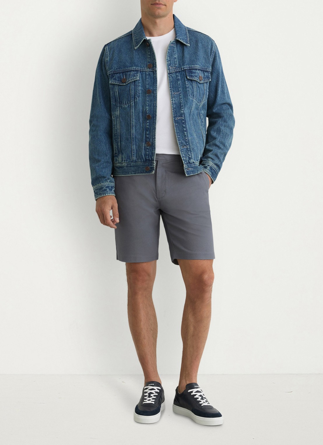 Reiss Wide fit korte chino met structuur - voorkant 3 airforce blue / blauw