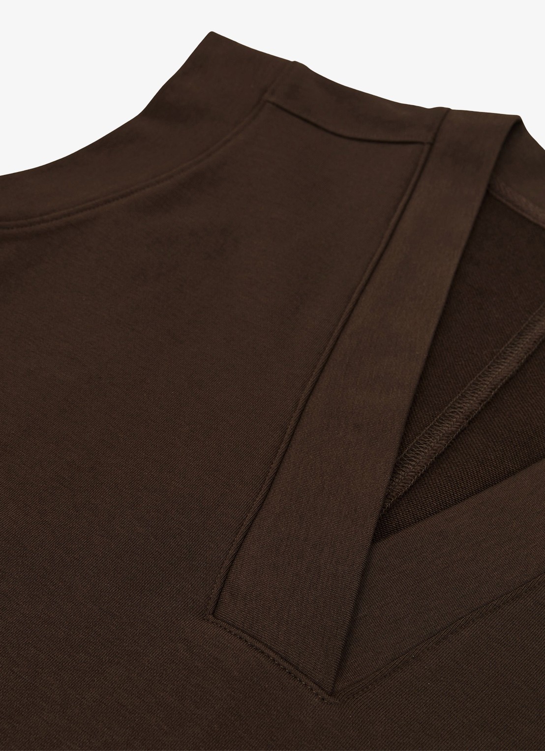 Reiss Willa top met V-hals - detail 4 chocoladebruin