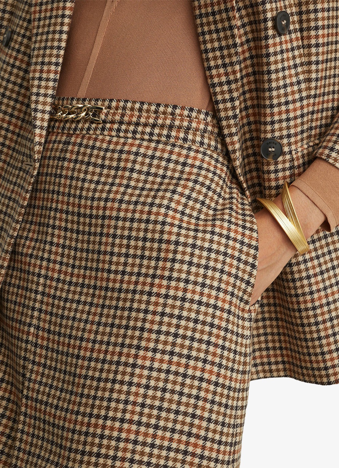 Reiss Willow mini rok van wol met ruitdessin - detail 2 beige