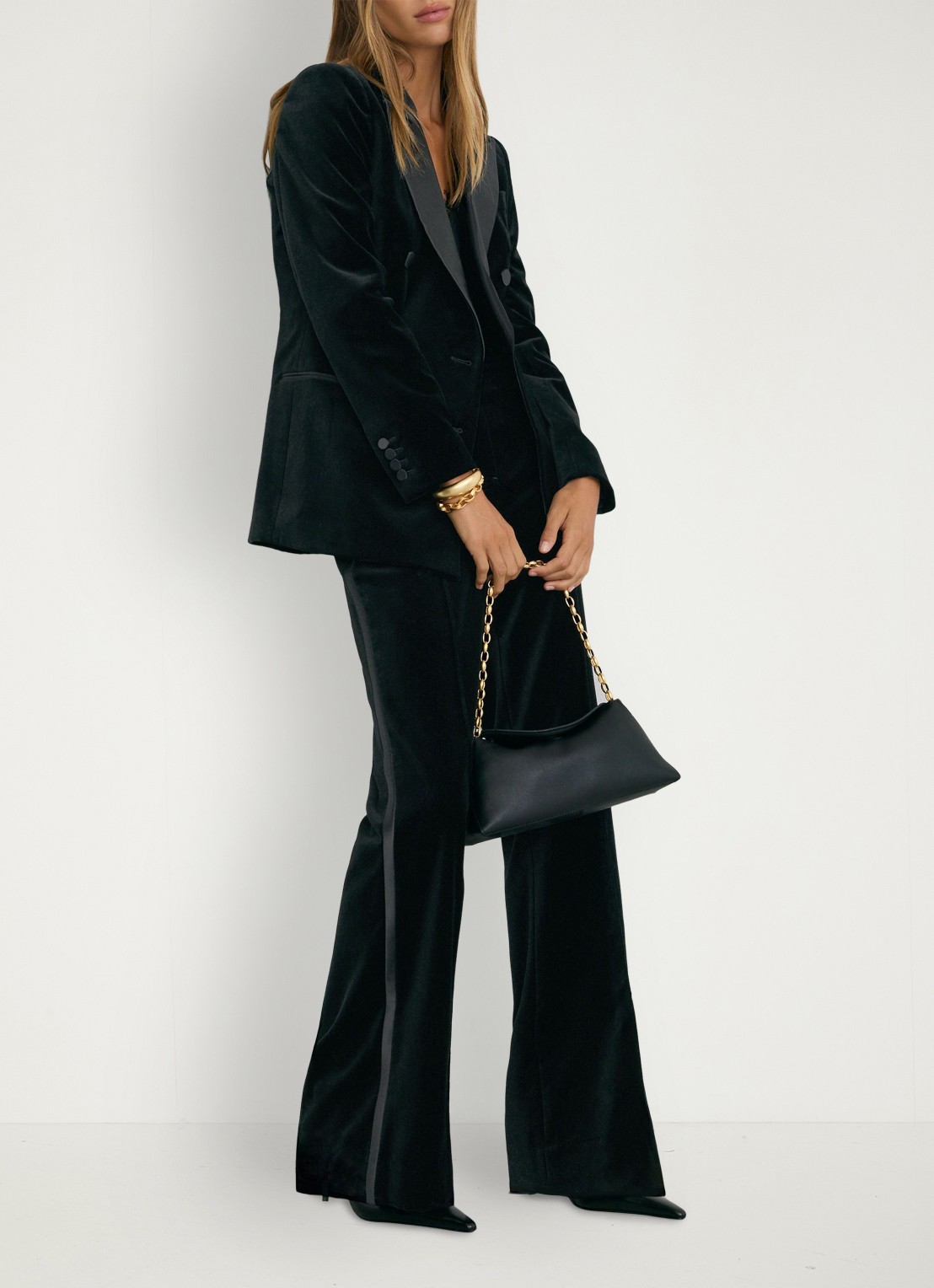 Reiss Wren high waist flared pantalon van fluweel - detail 6 black / zwart