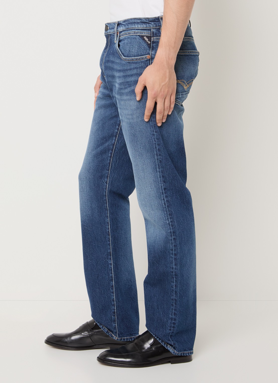 Replay Aideen straight leg jeans met medium wassing - detail 2 indigo