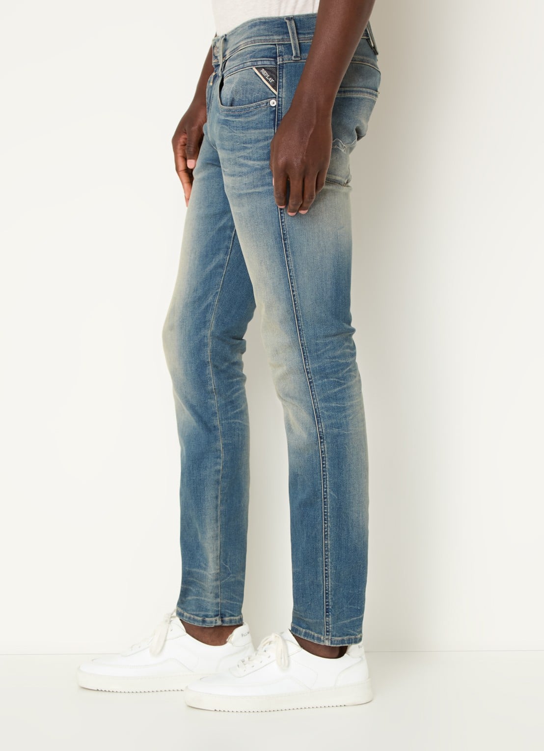 Replay Anbass slim fit jeans met steekzakken - detail 5 indigo