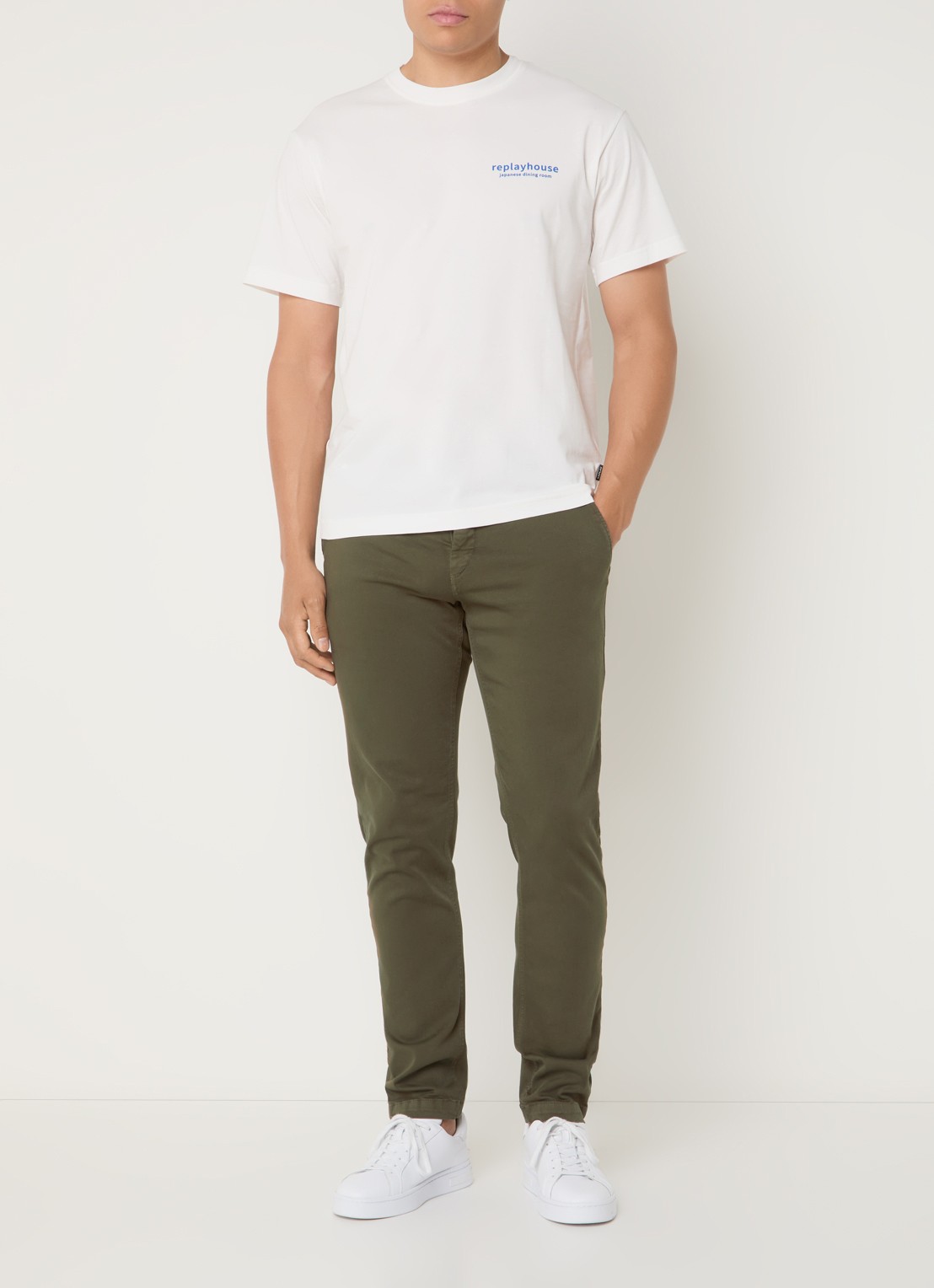 Replay Benni regular fit chino met steekzakken - voorkant 4 mosgroen
