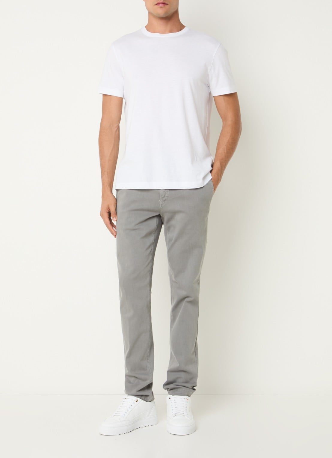 Replay Benni slim fit broek met steekzakken - voorkant 2 lichtgrijs