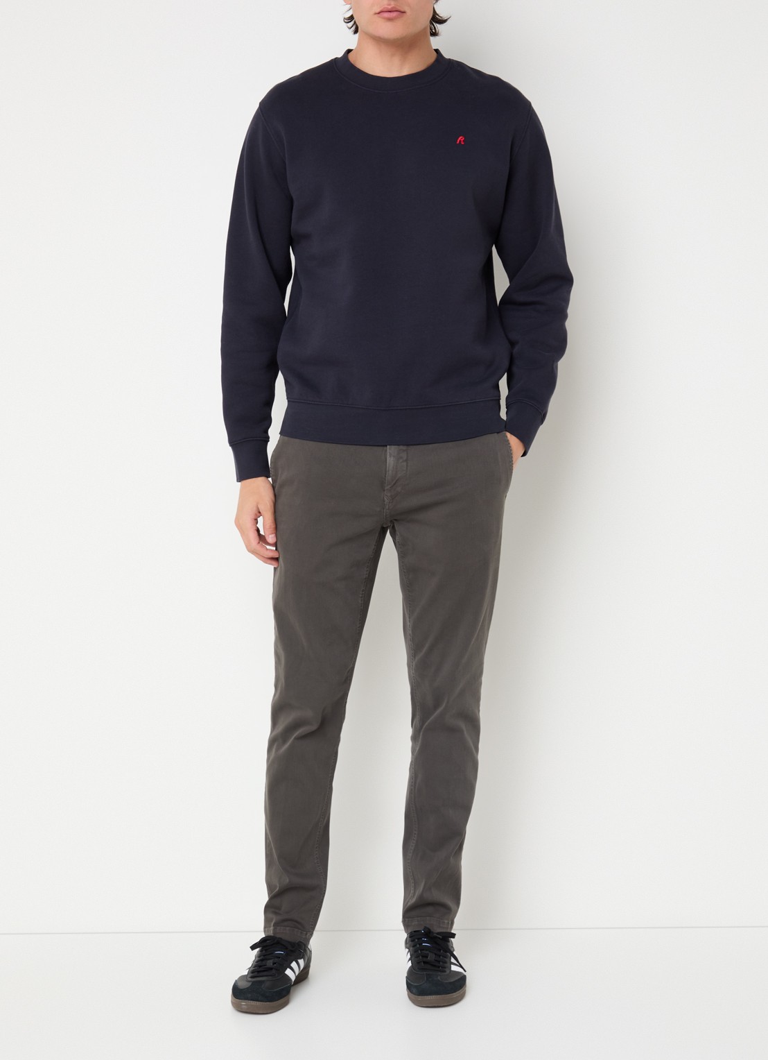 Replay Benni straight fit chino met steekzakken - voorkant 5 donkergrijs