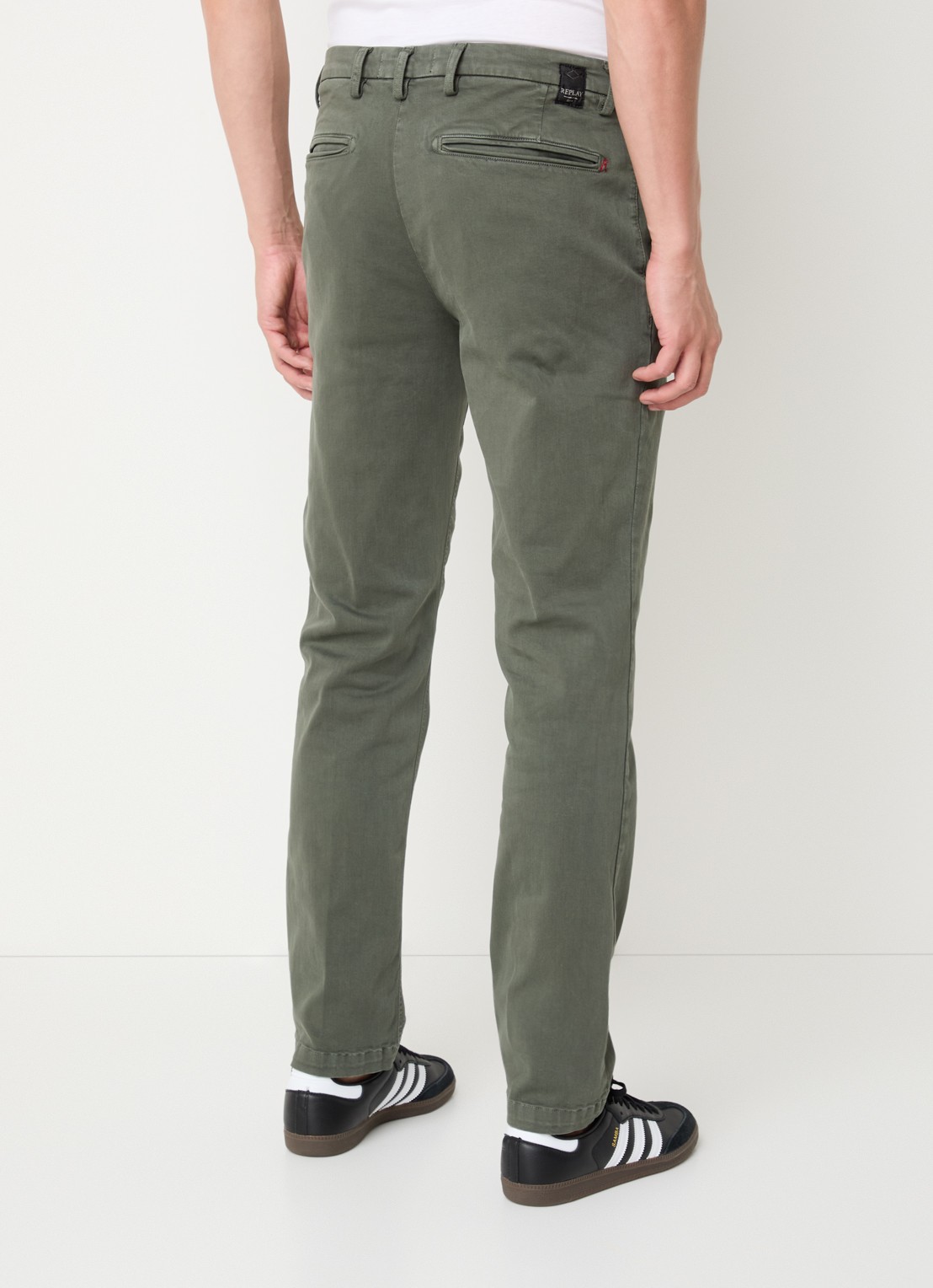 Replay Benni straight fit chino met steekzakken - achterkant 3 olijfgroen