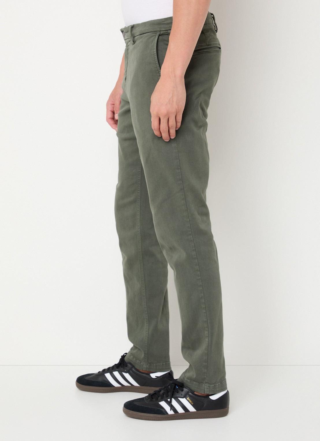 Replay Benni straight fit chino met steekzakken - detail 2 olijfgroen