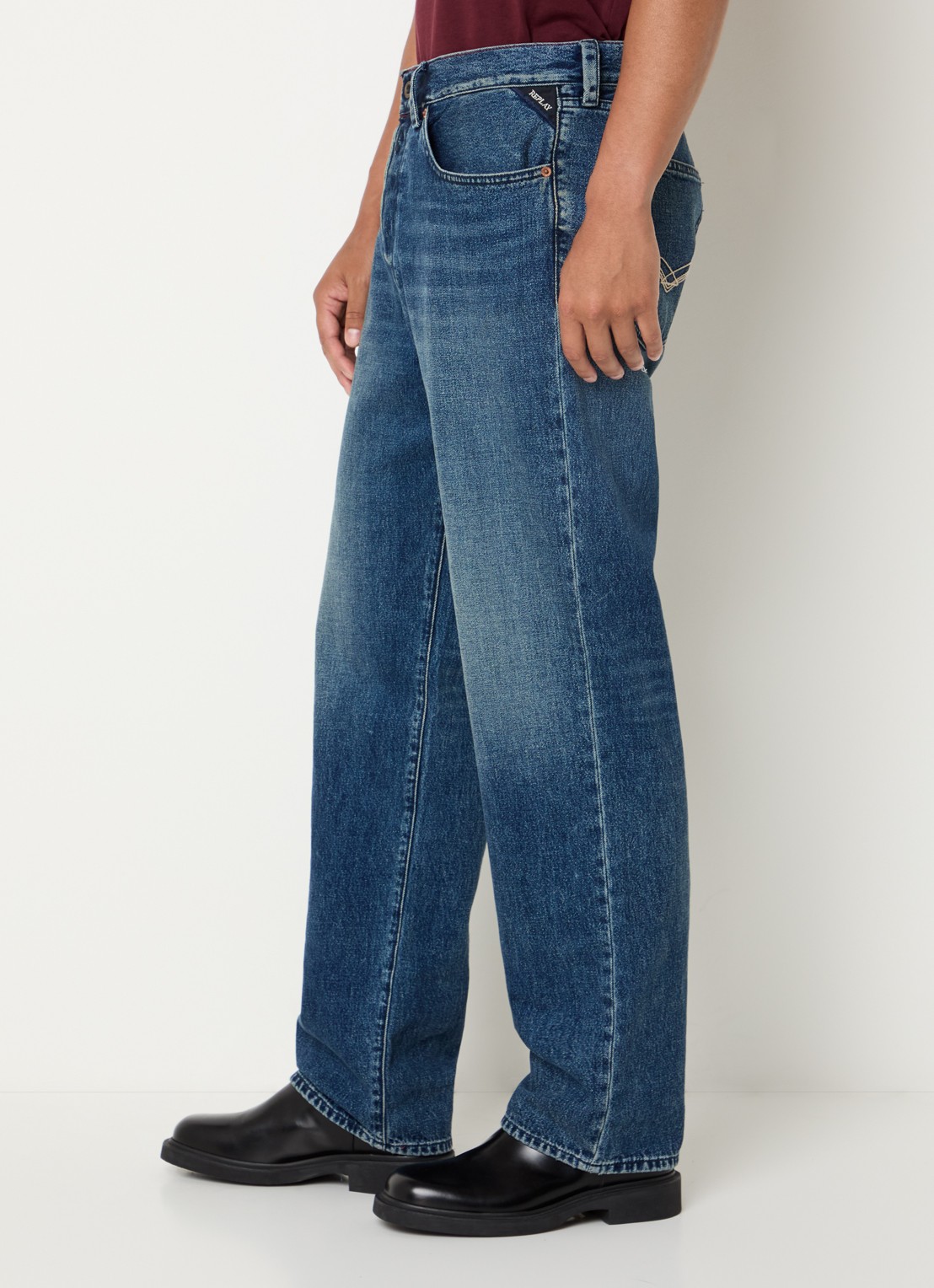 Replay Bwaii loose fit jeans met donkere wassing - detail 2 indigo