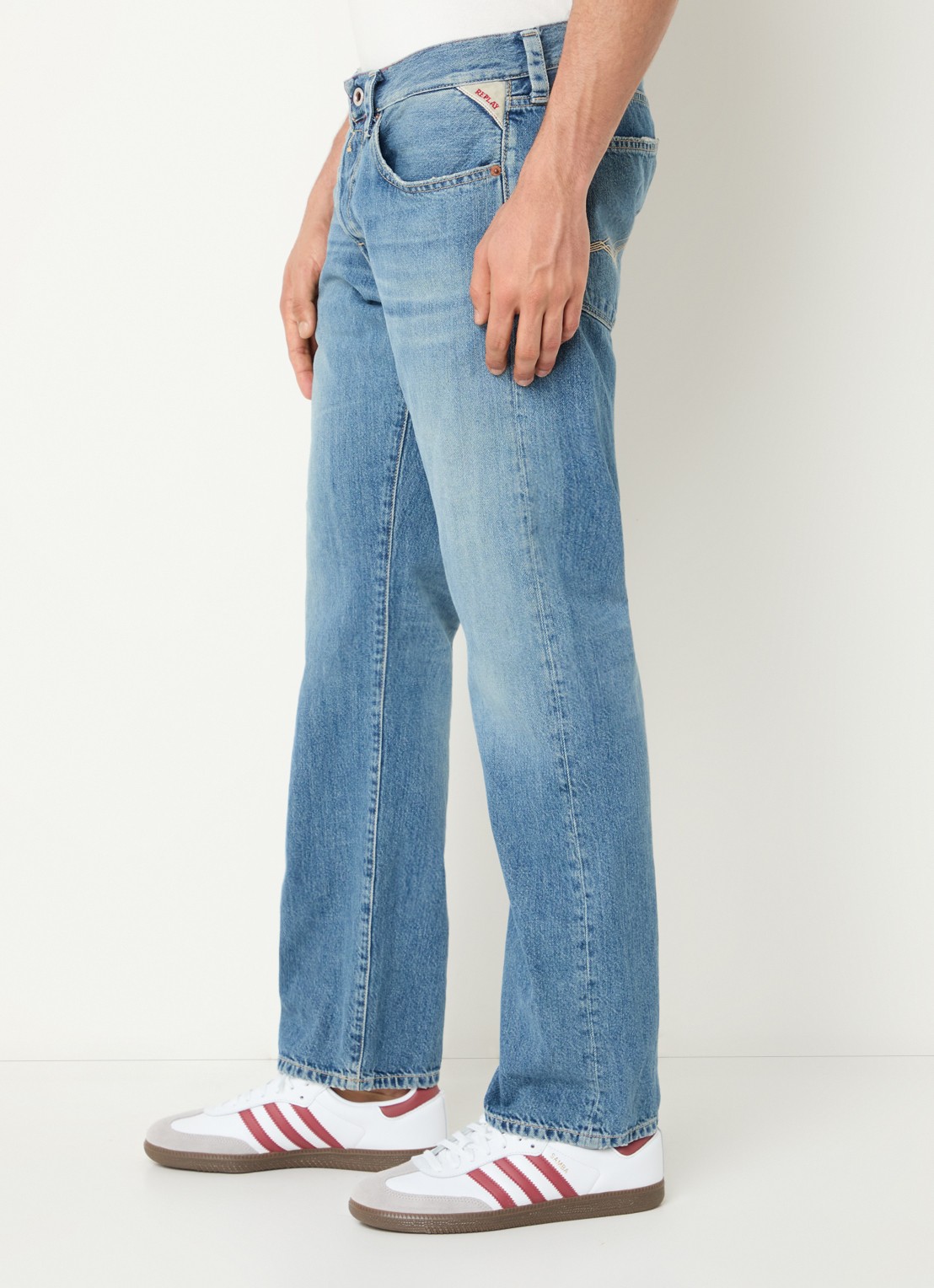 Replay Deryck straight leg jeans met steekzakken - detail 3 lichtblauw