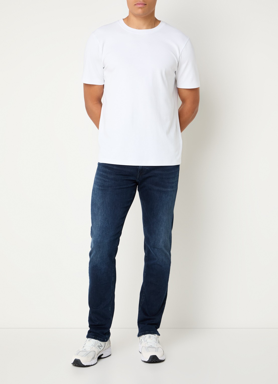 Replay Grover slim fit jeans met medium wassing - voorkant 5 indigo