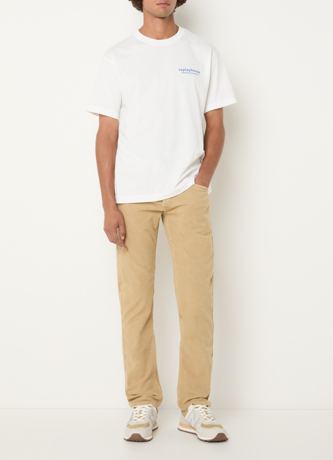 Replay Straight fit broek van corduroy met steekzakken - voorkant 2 beige