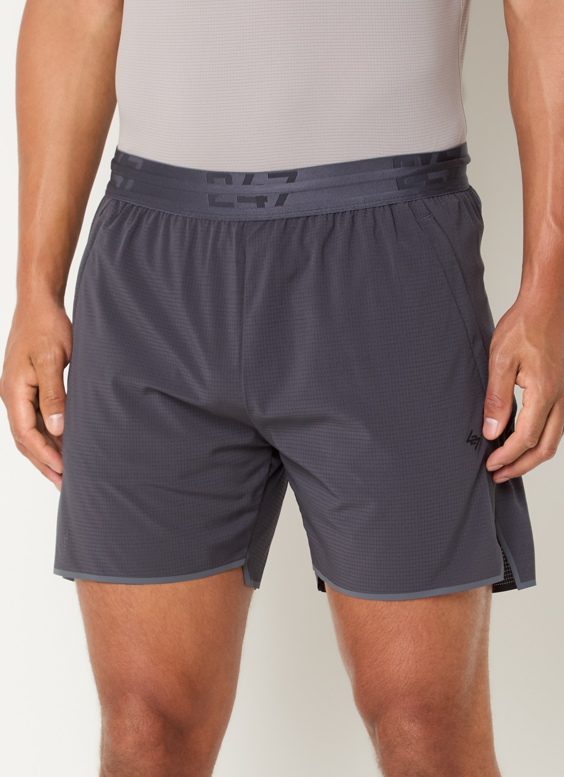 Represent 247 Aero loose fit korte broek met steekzakken - detail 4 antraciet