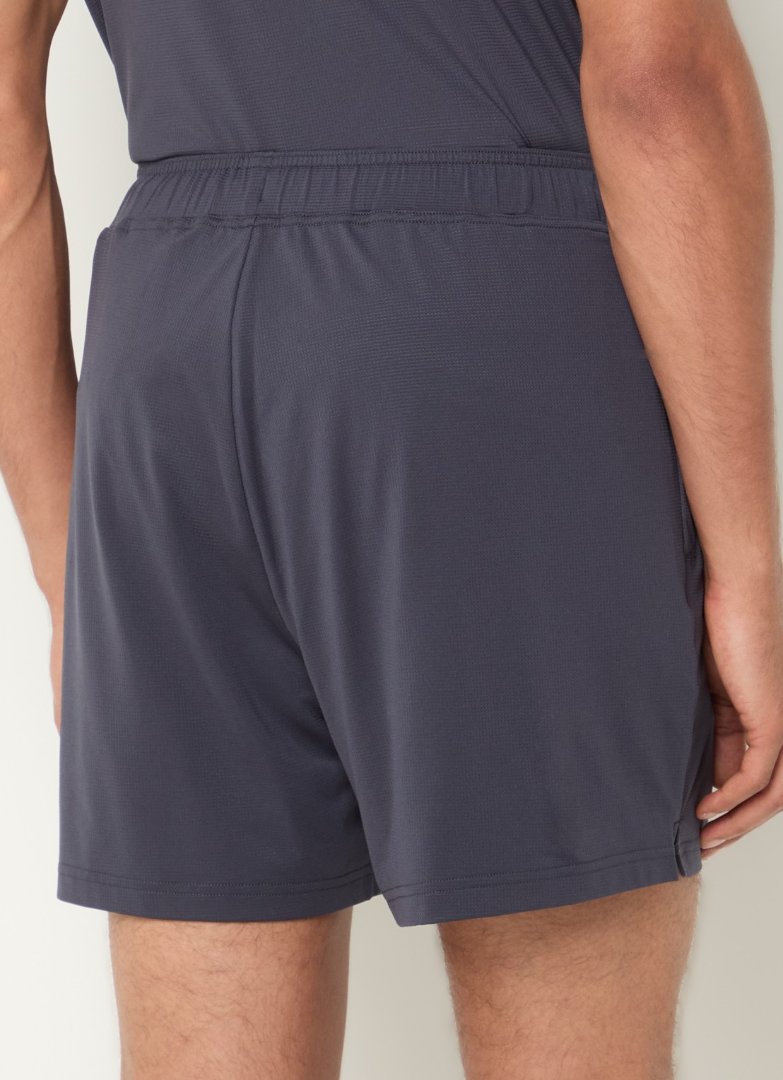 Represent 247 DNA loose fit korte broek met steekzakken - achterkant 2 antraciet