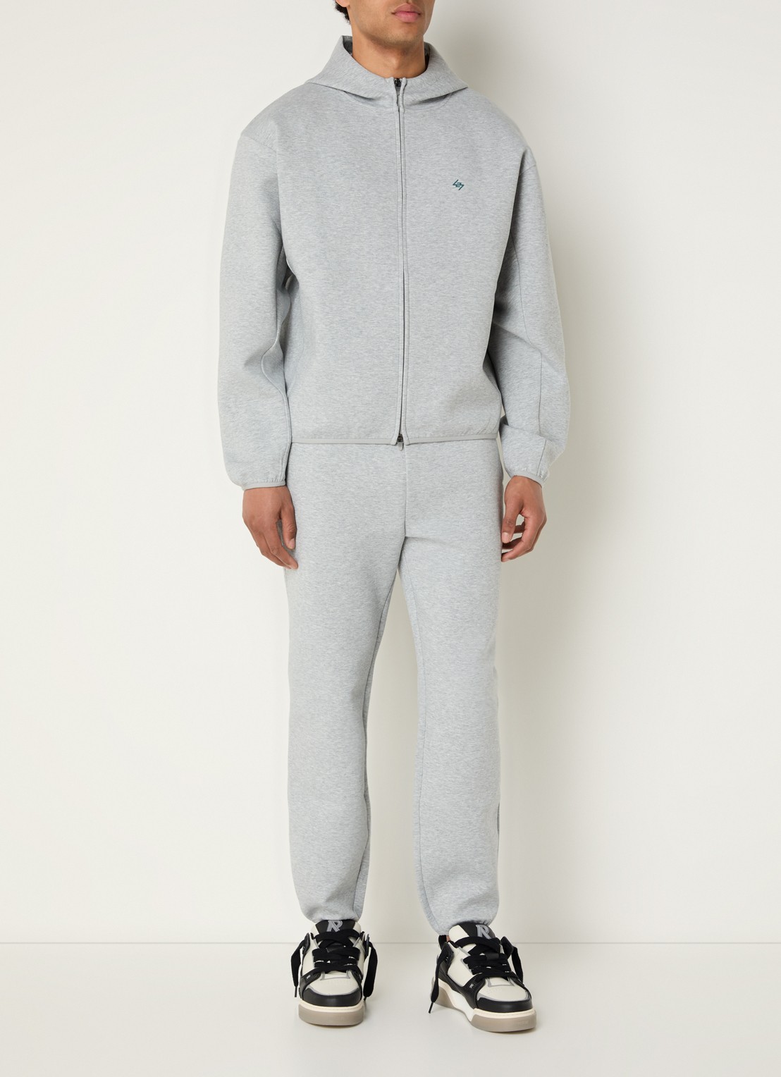 Represent 247 Numbers tapered fit joggingsbroek met logo en steekzakken - voorkant 5 grijsmele