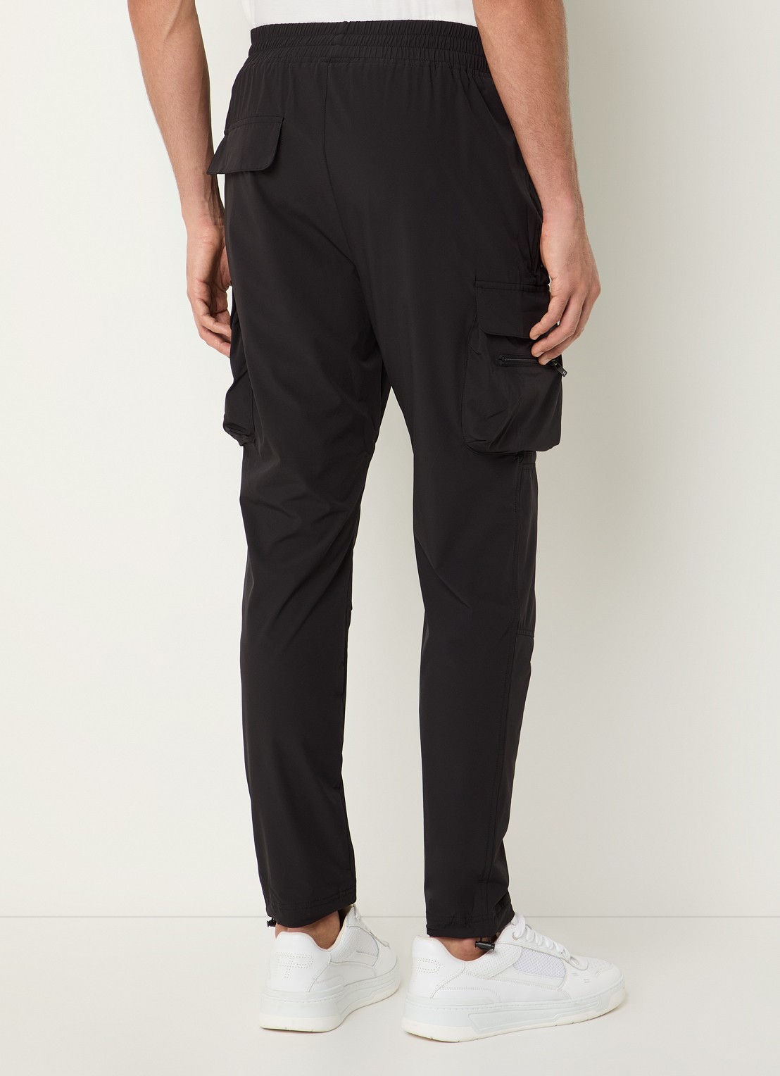 Represent 247 tapered fit cargobroek met klepzakken - achterkant 5 zwart