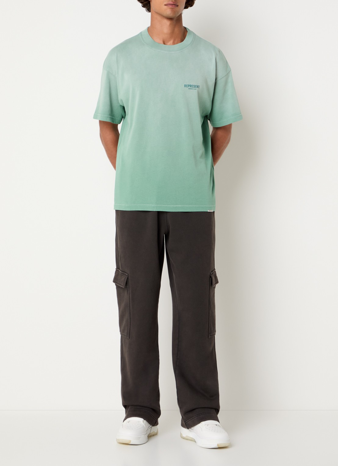Represent Initial straight fit joggingbroek met steekzakken - voorkant 4 bruin