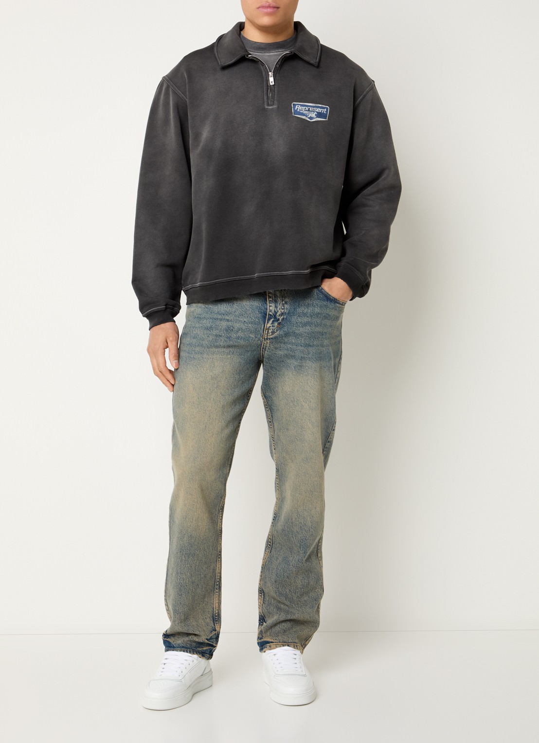 Represent Nothing Faster sweater met halve rits en logo- en backprint - voorkant 2 antraciet